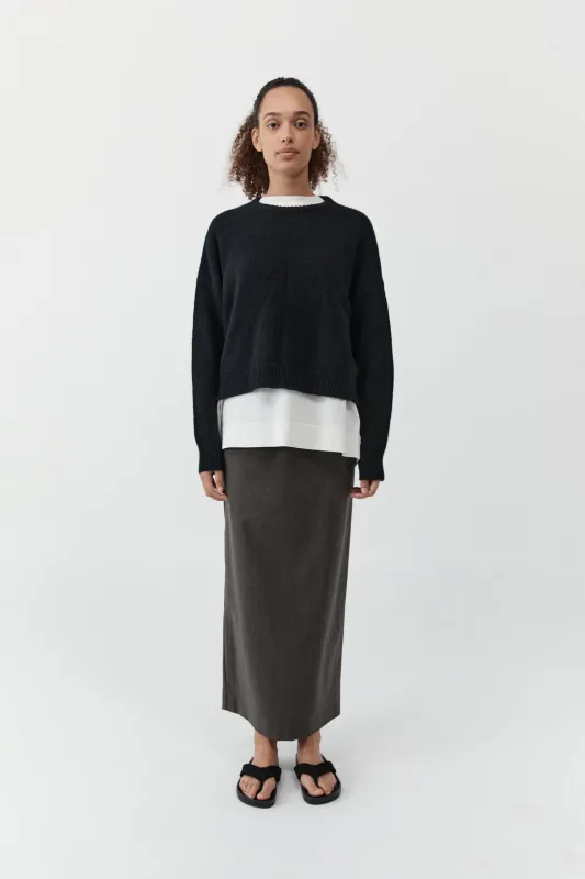 Cropped Sweater - Black made by St. Agni