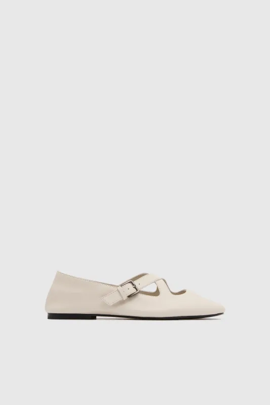 Ballerina Flat - Off White made by St. Agni