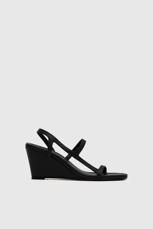 High Wedge - Black made by St. Agni