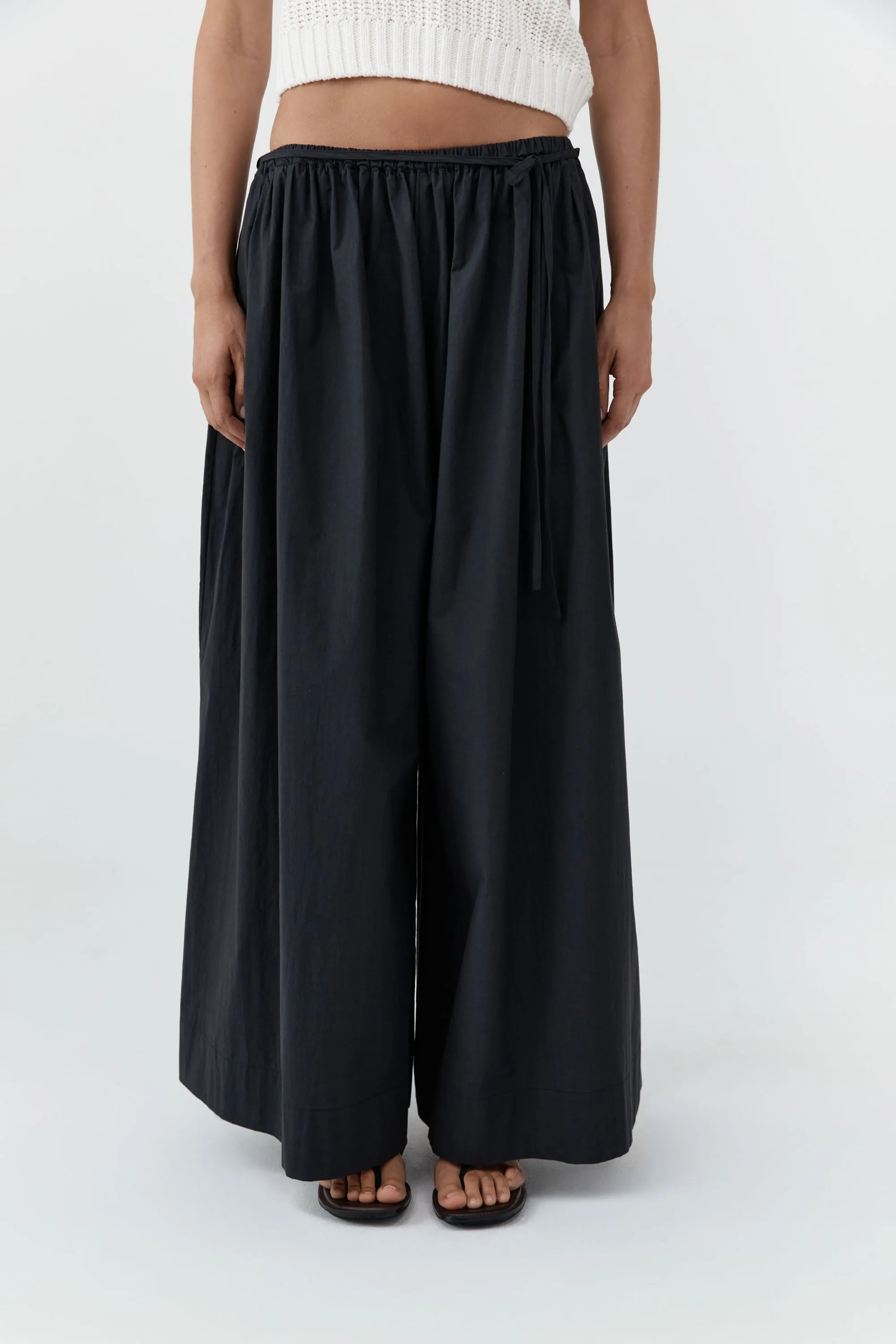 Cotton Hybrid Wide Leg Pants - Black sold by St. Agni product image thumbnail 2