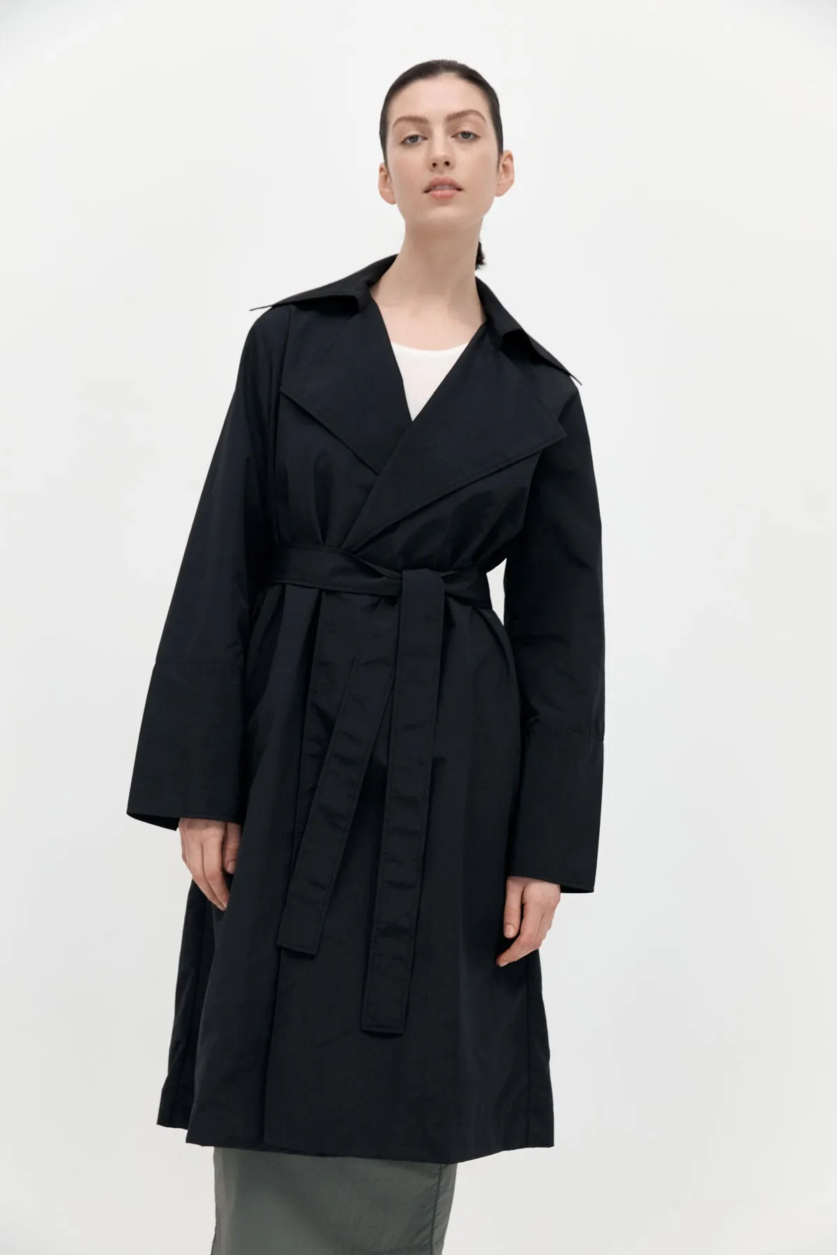 Summer Trench Coat - Black sold by St. Agni product image thumbnail 2