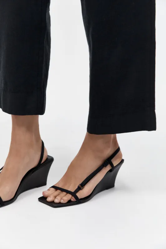 Brassiere Wedge - Black sold by St. Agni