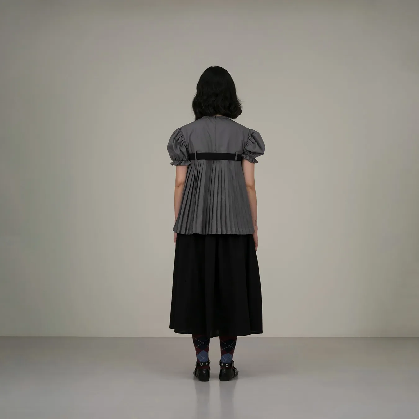 Belted Puff Pleated Top in Grey sold by Argyle and Oxford product image thumbnail 5