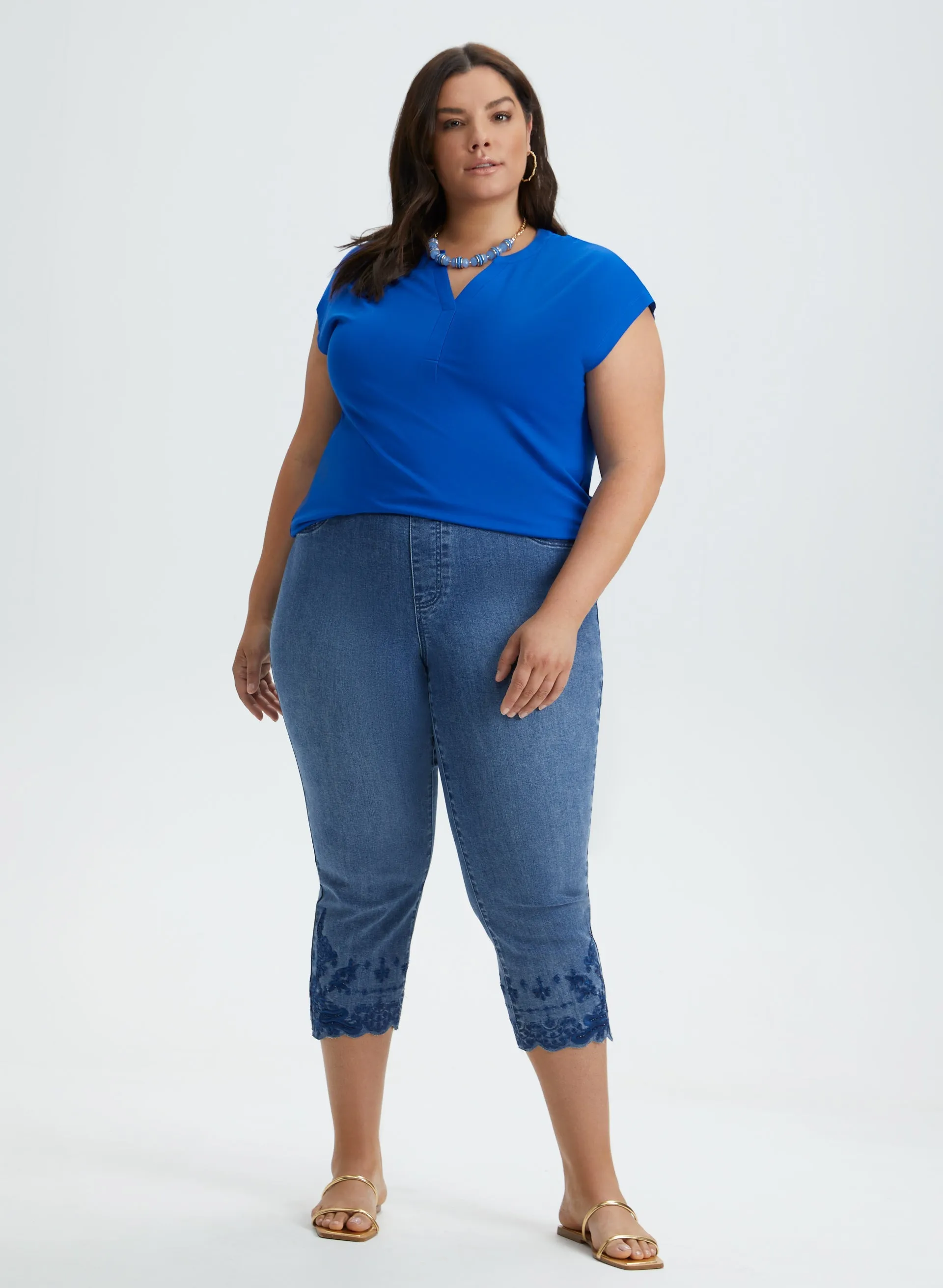 Open V-Neck Tee sold by Laura product image thumbnail 3