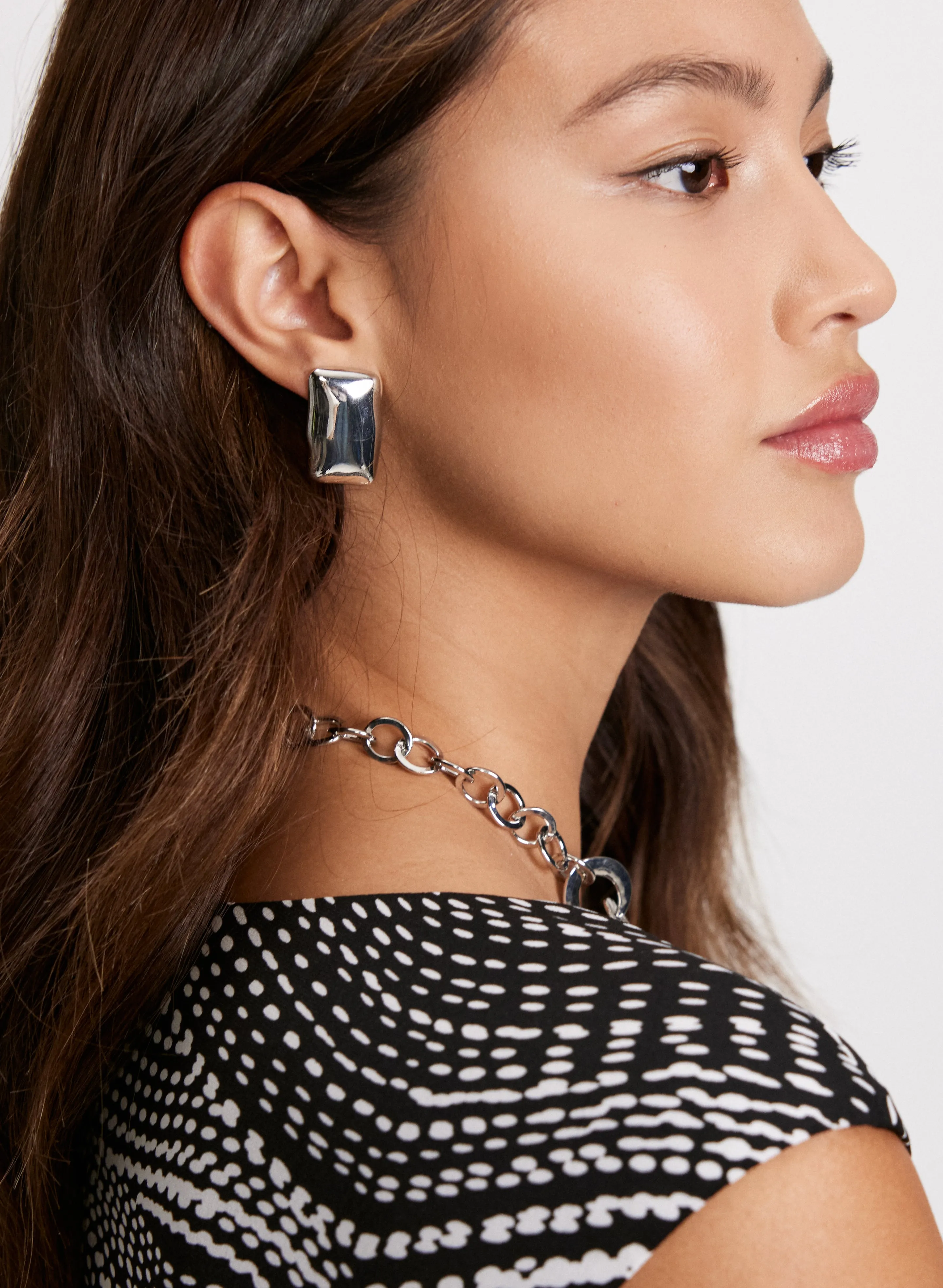 Curved Rectangular Earrings sold by Laura product image thumbnail 2