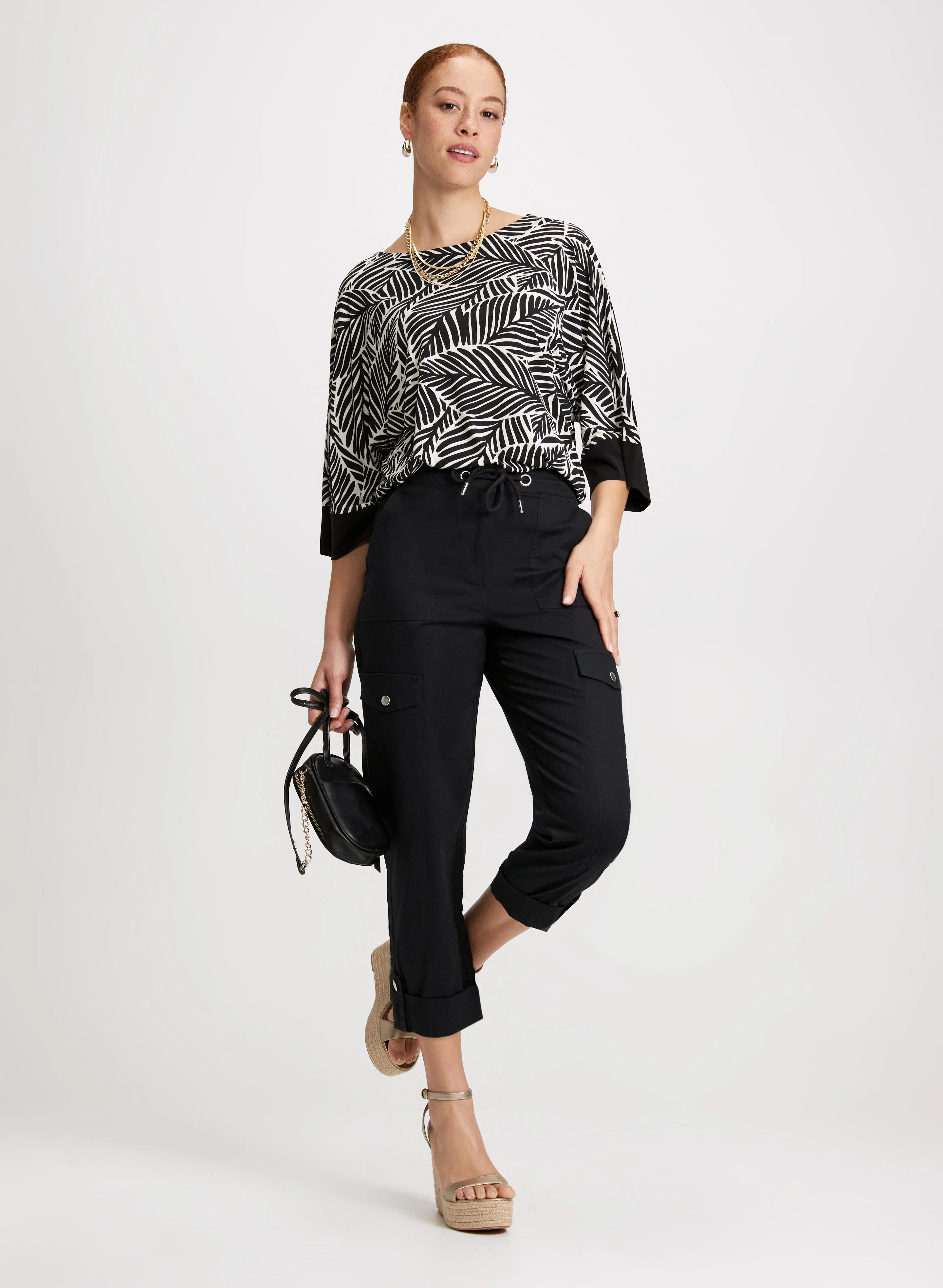 Abstract Leaf Motif Top & Cotton Cargo Capris sold by Laura