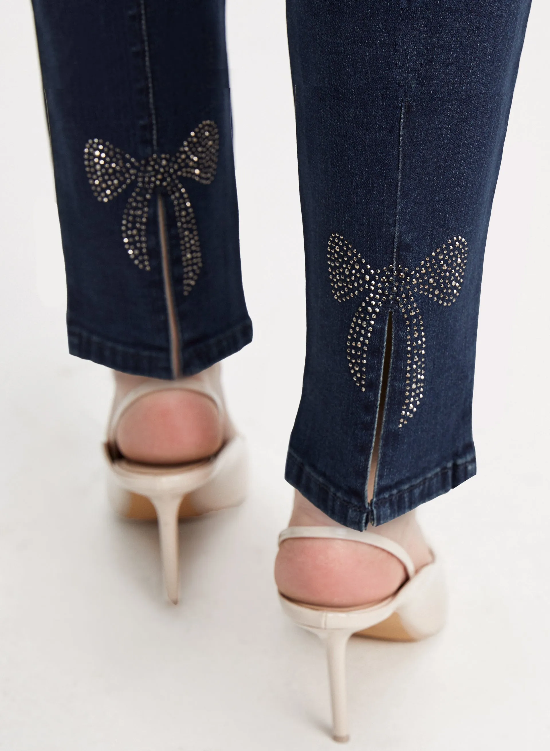 Pull-On Bow Detail Jeans sold by Laura product image thumbnail 4