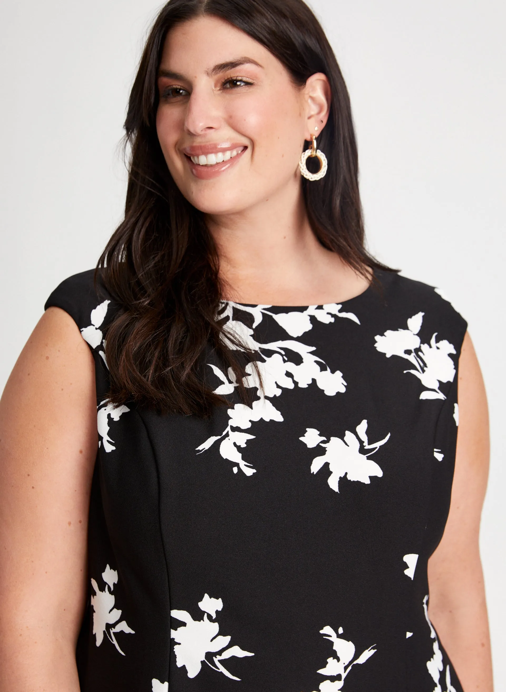 Floral Print Fit & Flare Dress sold by Laura product image thumbnail 2