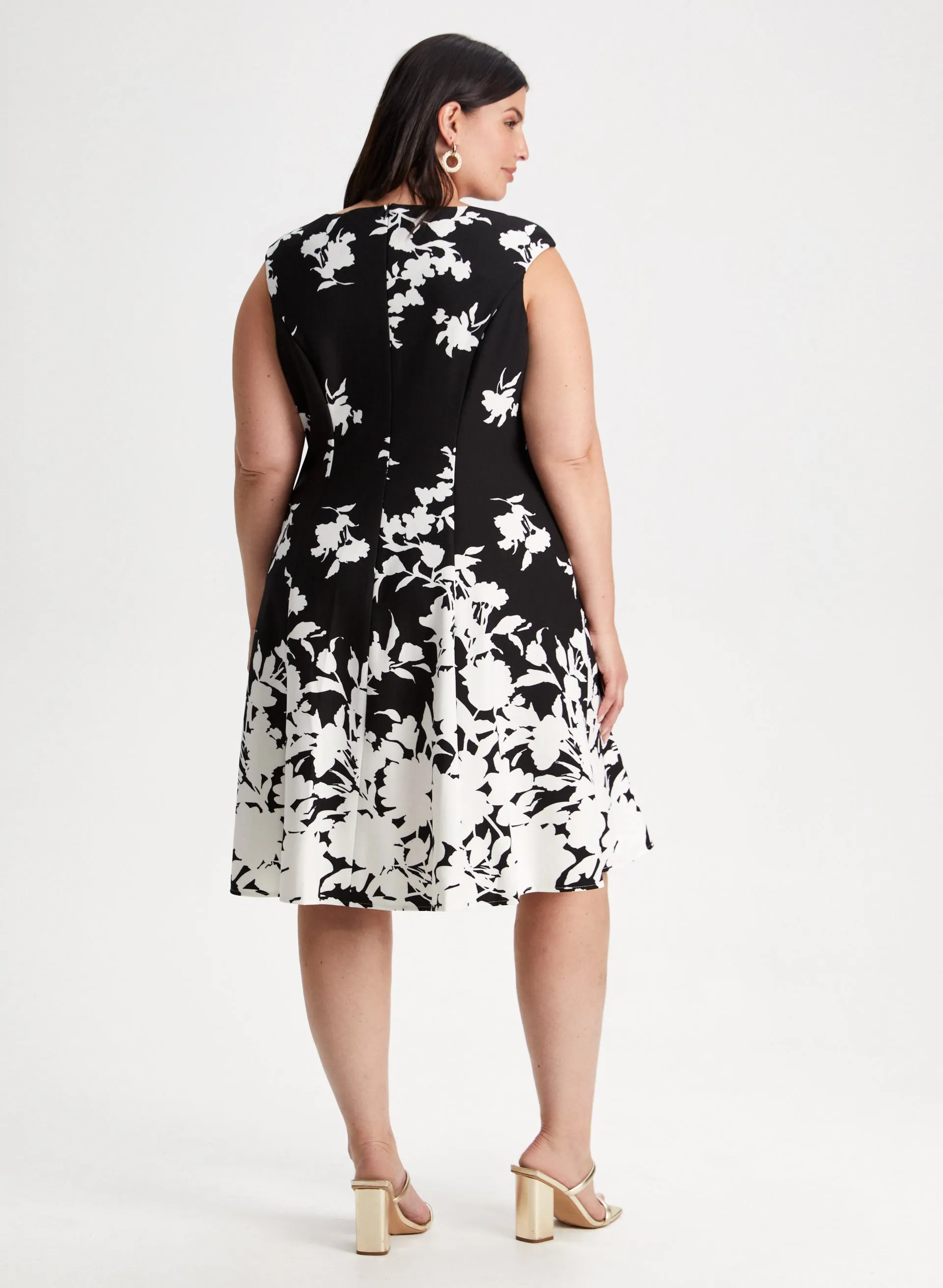 Floral Print Fit & Flare Dress sold by Laura product image thumbnail 4