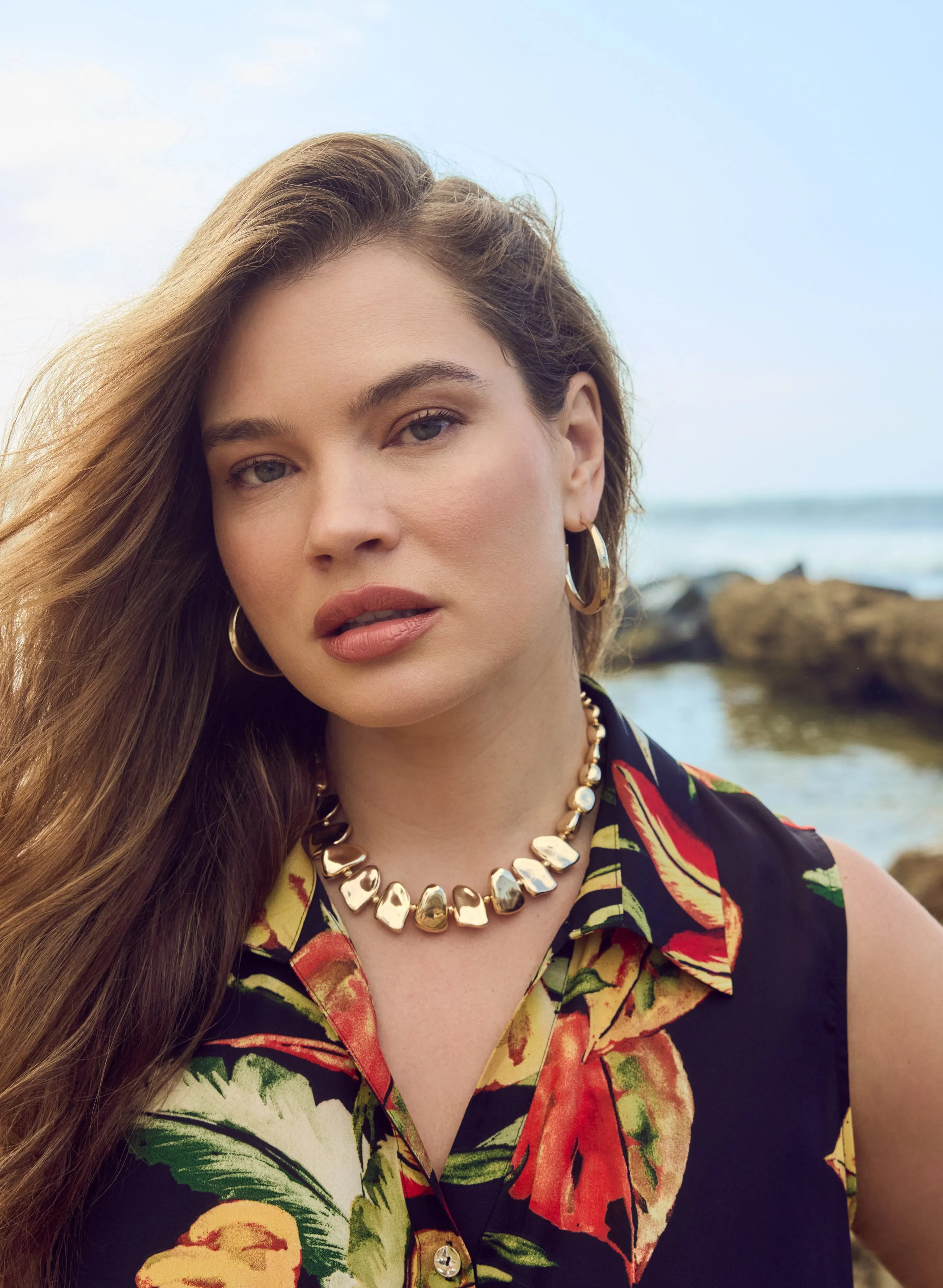 Metal Beaded Necklace sold by Laura product image thumbnail 2