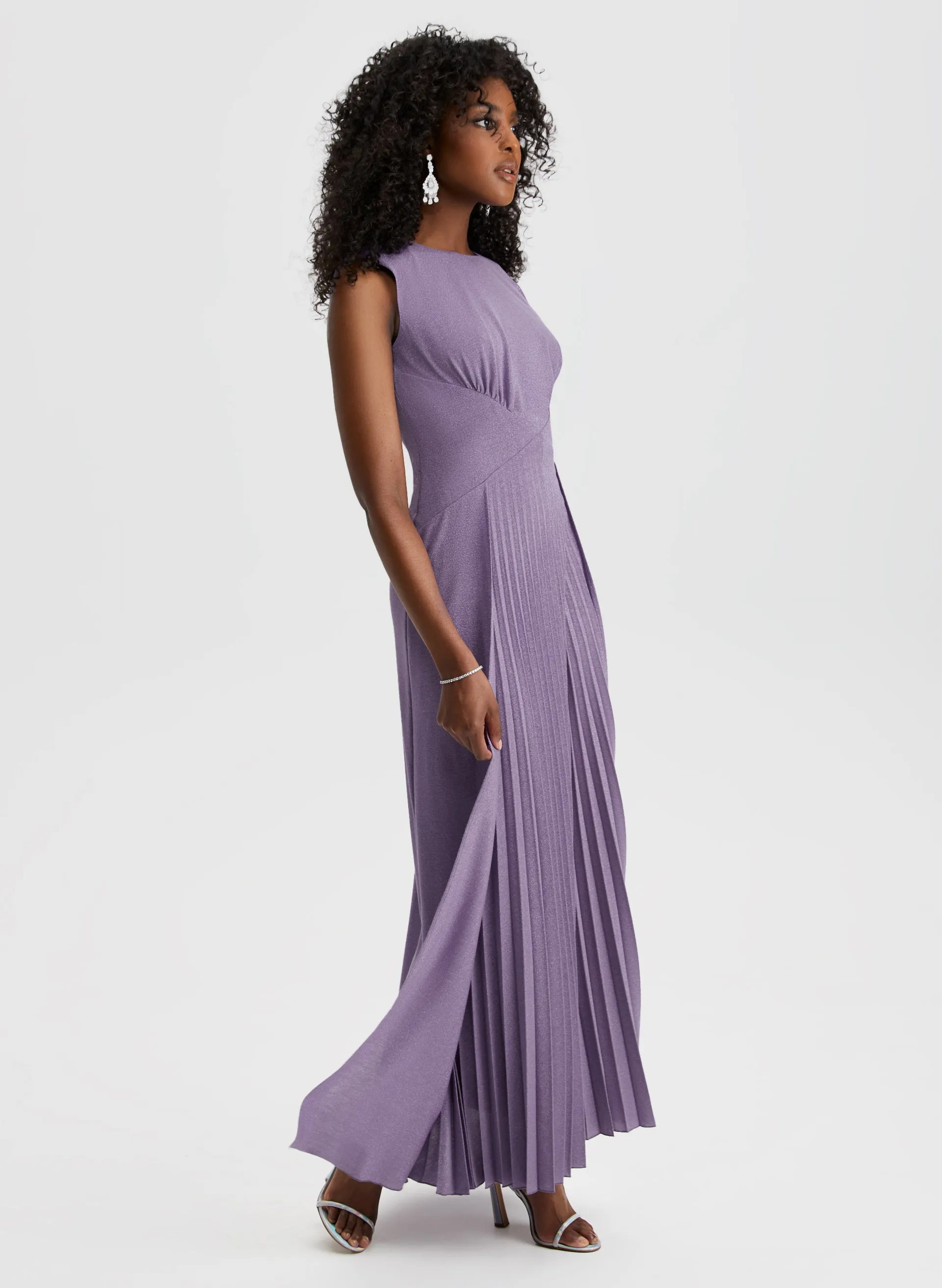 Sleeveless Pleated Dress sold by Laura product image thumbnail 3