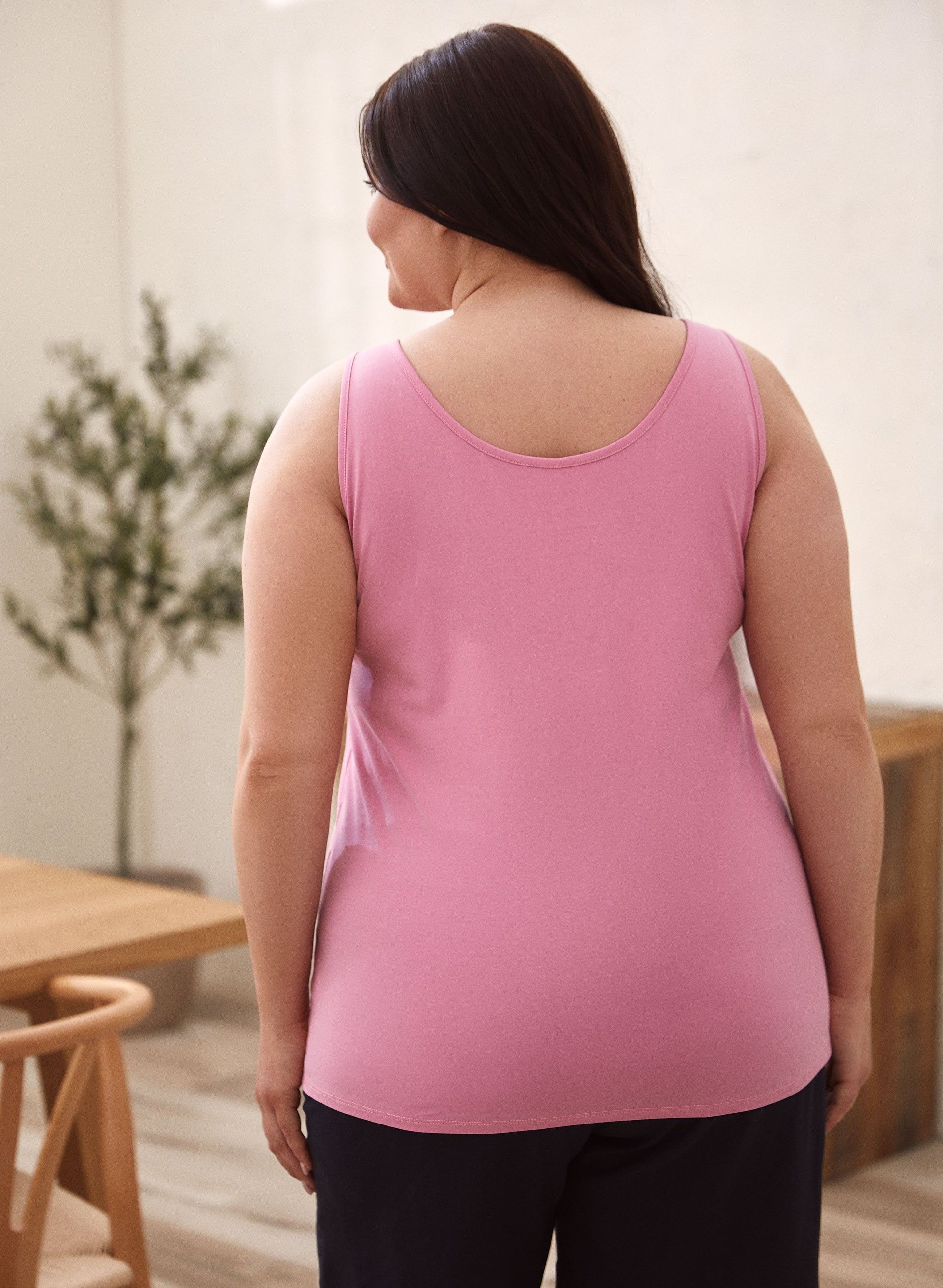 Scoop Neck Tank Top sold by Laura product image thumbnail 4