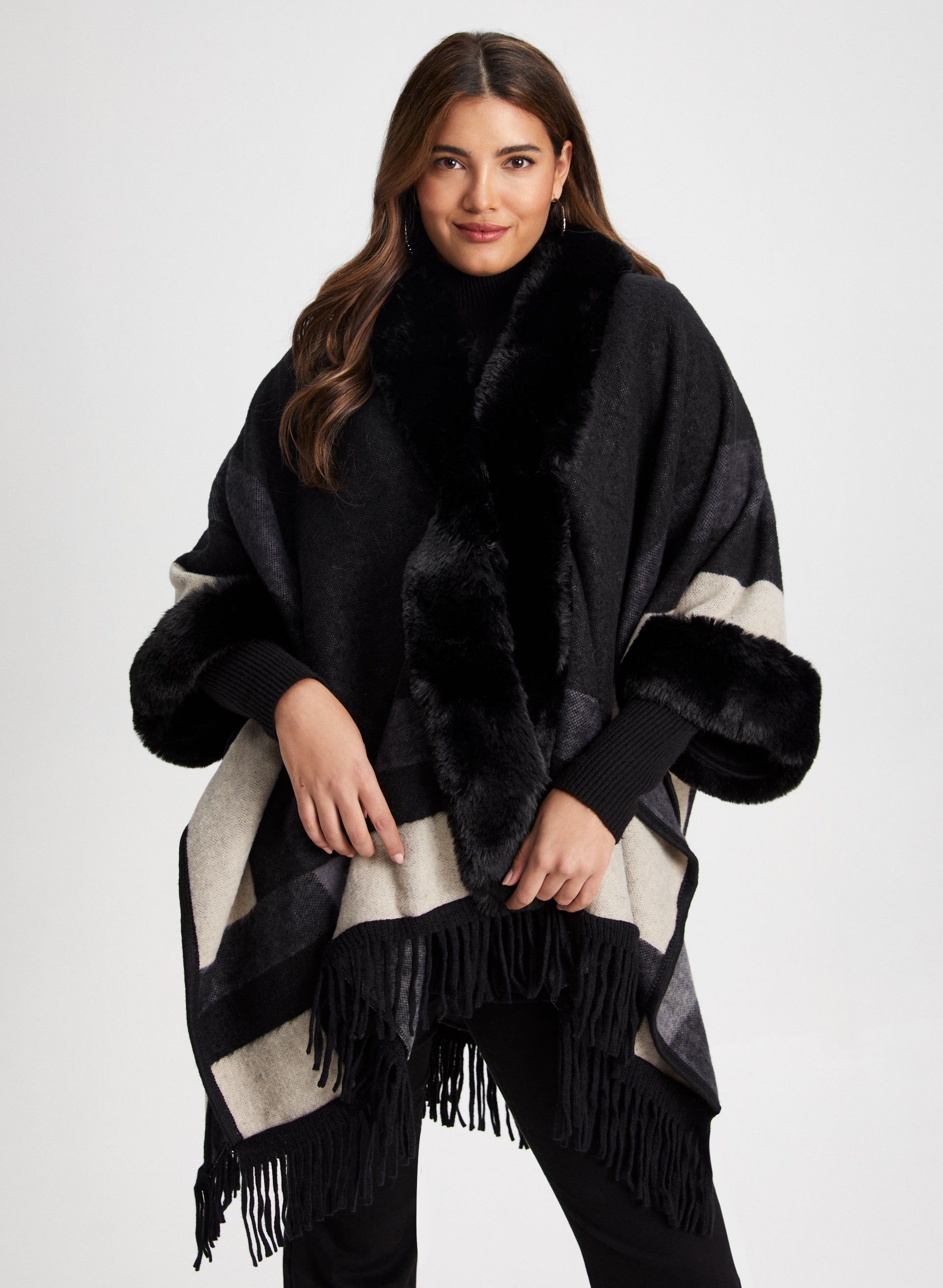 Faux-Fur & Plaid Poncho sold by Laura product image thumbnail 4