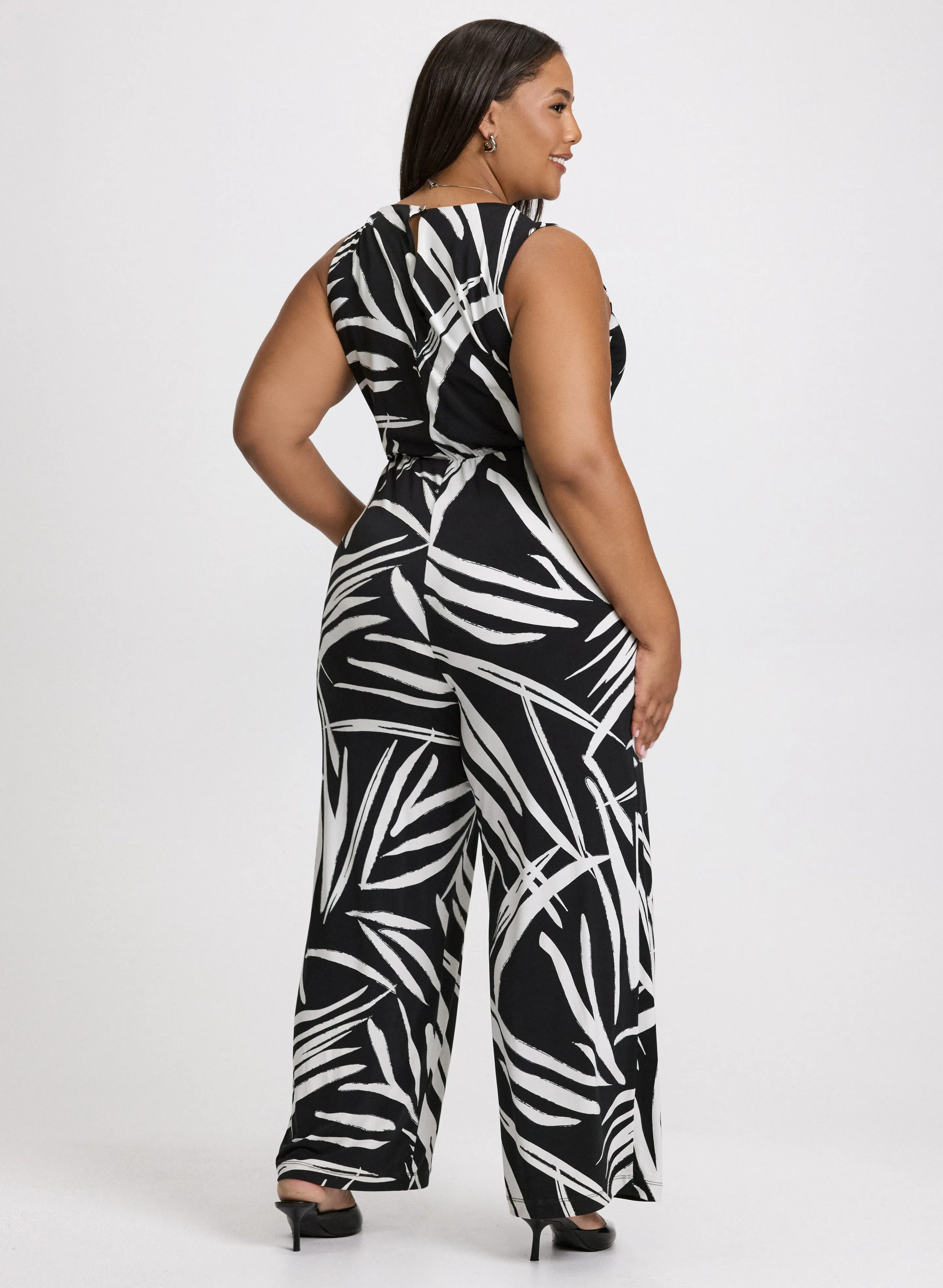 Geometric Print Cross-Neck Jumpsuit sold by Laura product image thumbnail 2
