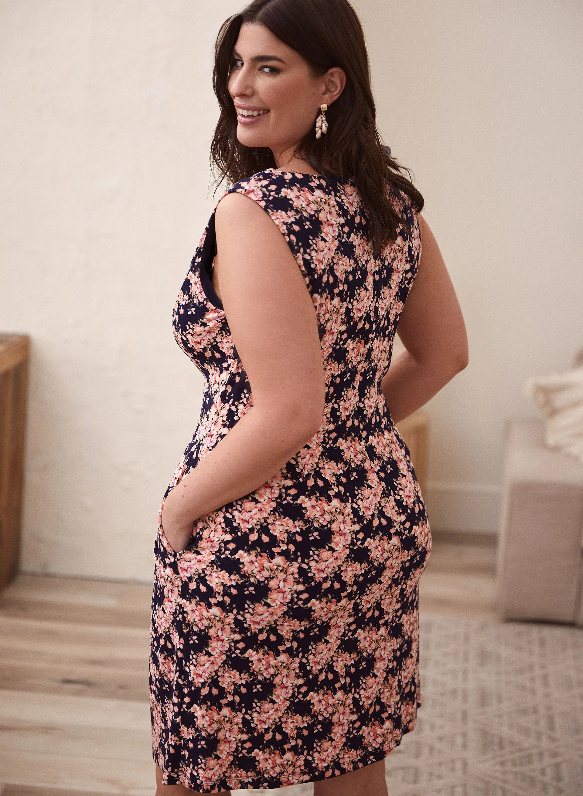 Floral Print Sleeveless Dress sold by Laura product image thumbnail 2