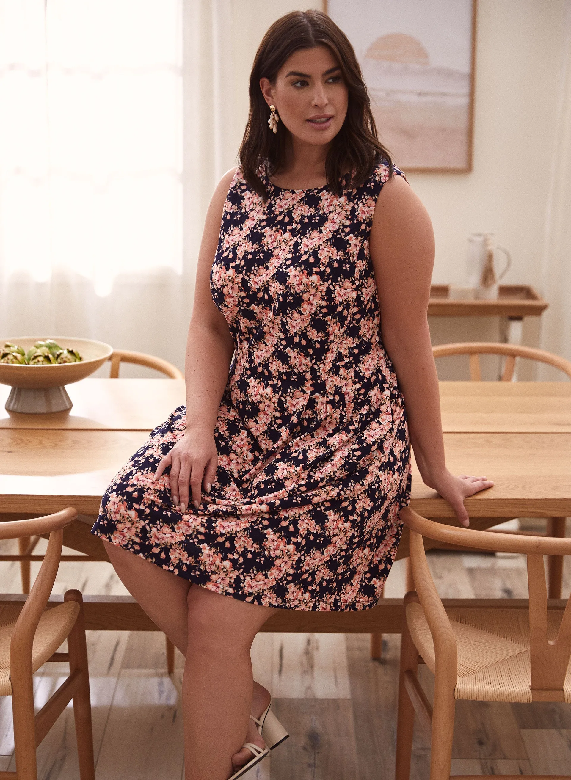 Floral Print Sleeveless Dress sold by Laura product image thumbnail 3