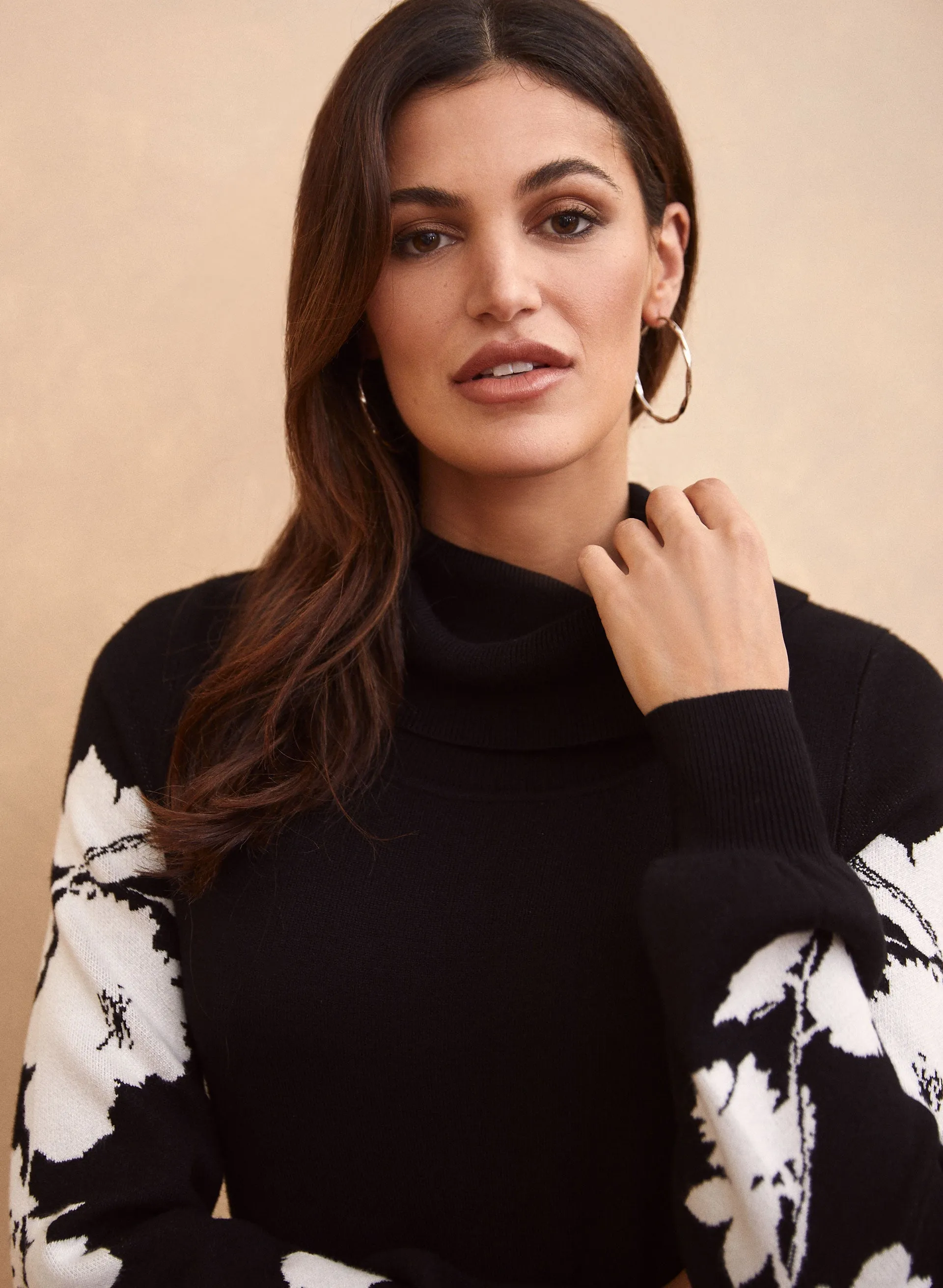 Floral Detail Sweater Dress sold by Laura product image thumbnail 2