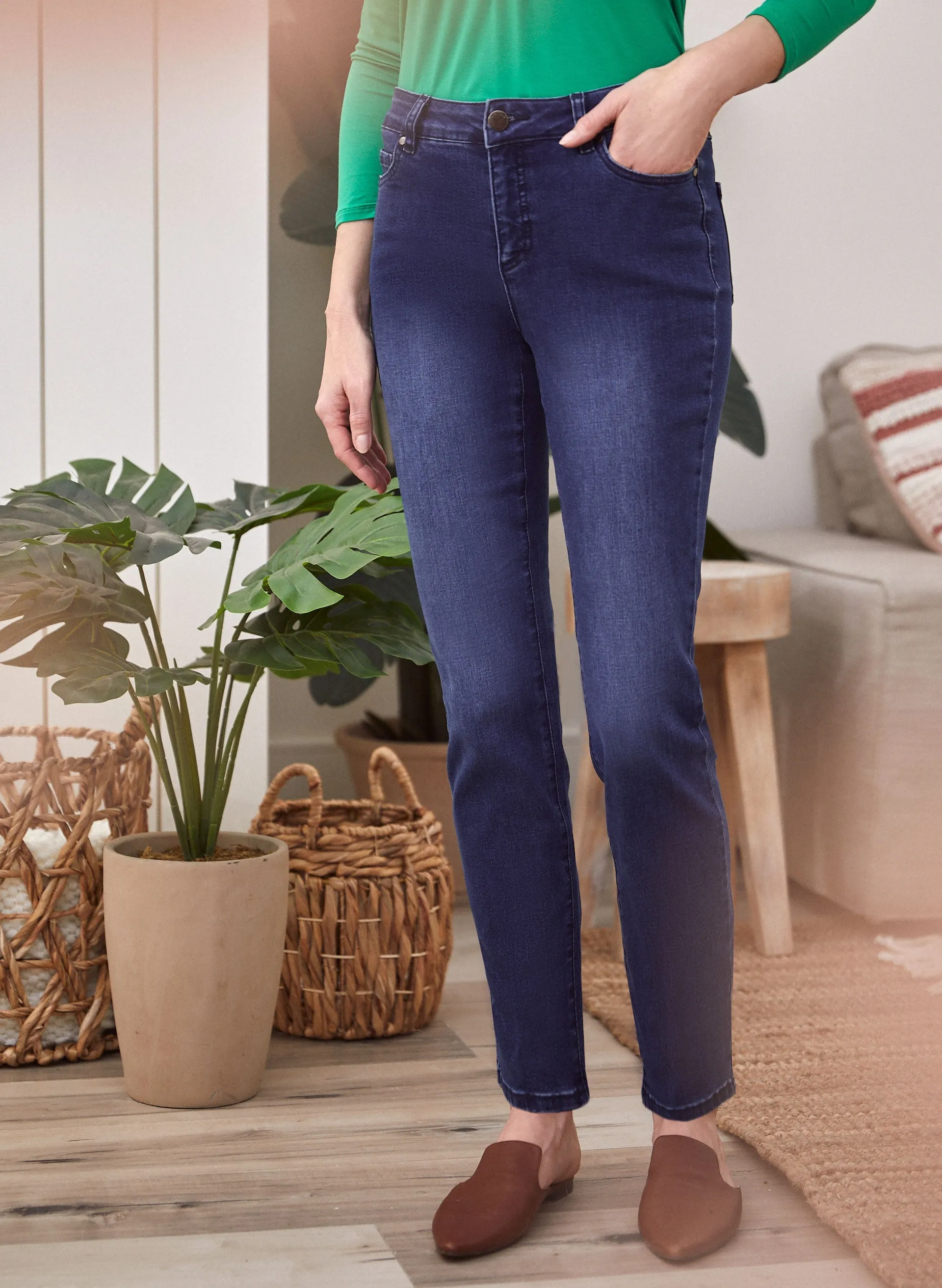 Straight Leg Jeans sold by Laura