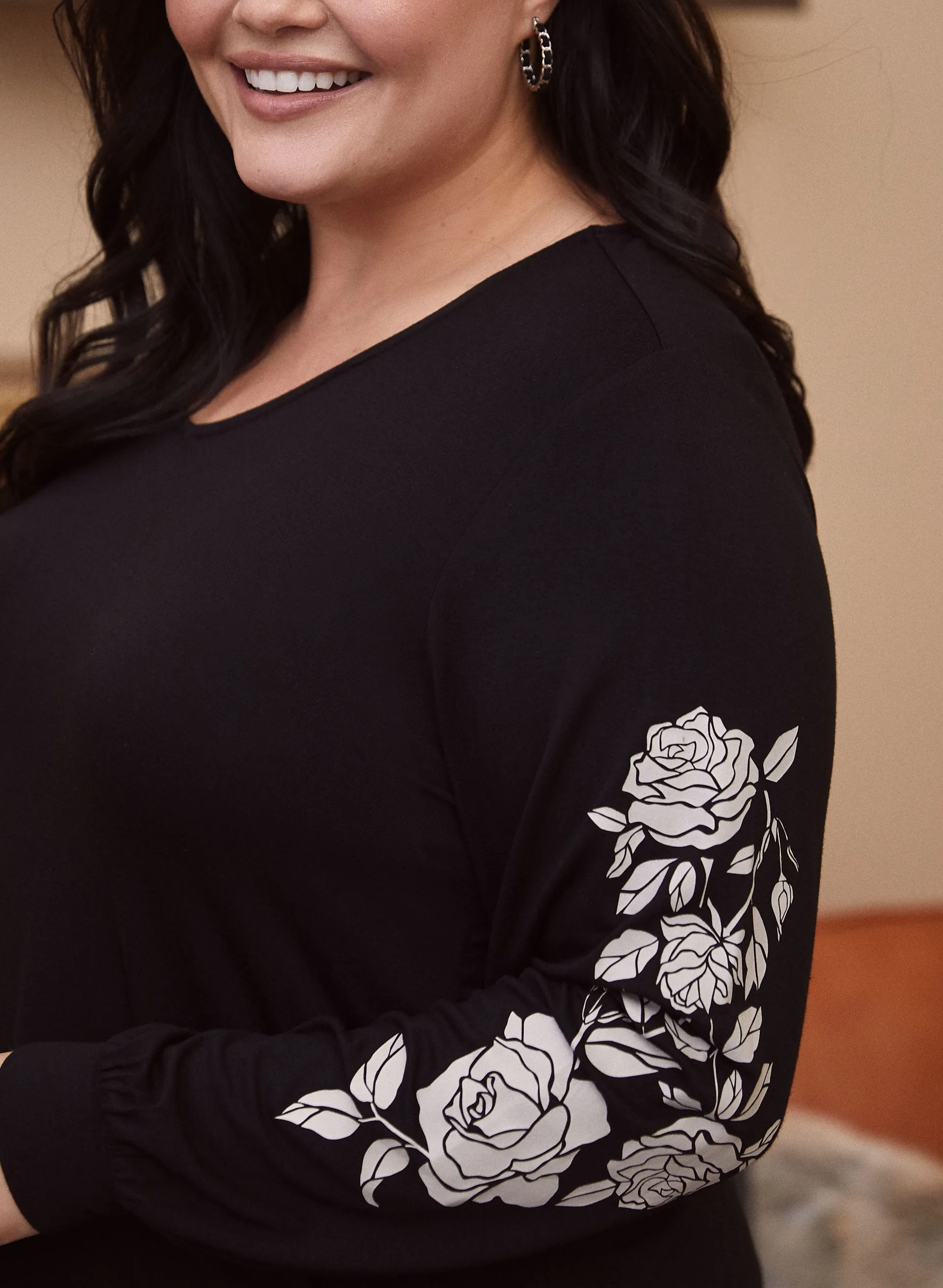 Contrast Floral Print Top sold by Laura product image thumbnail 2