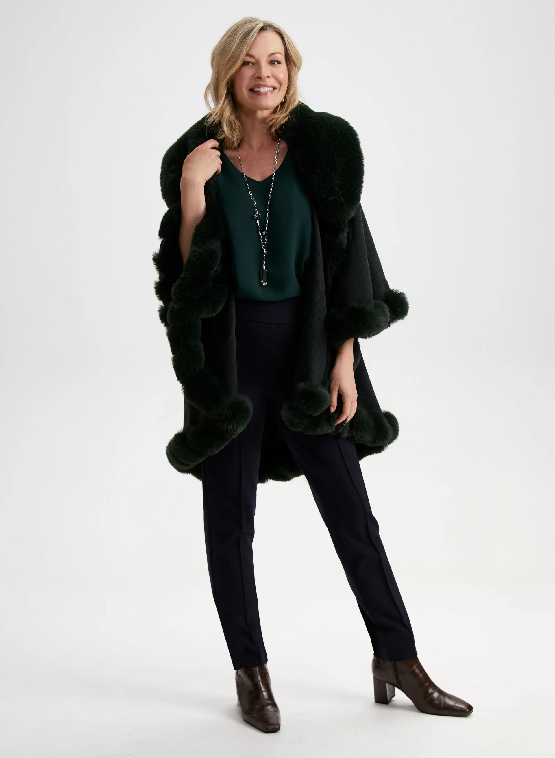 Sleeveless V-Neck Blouse sold by Laura product image thumbnail 3