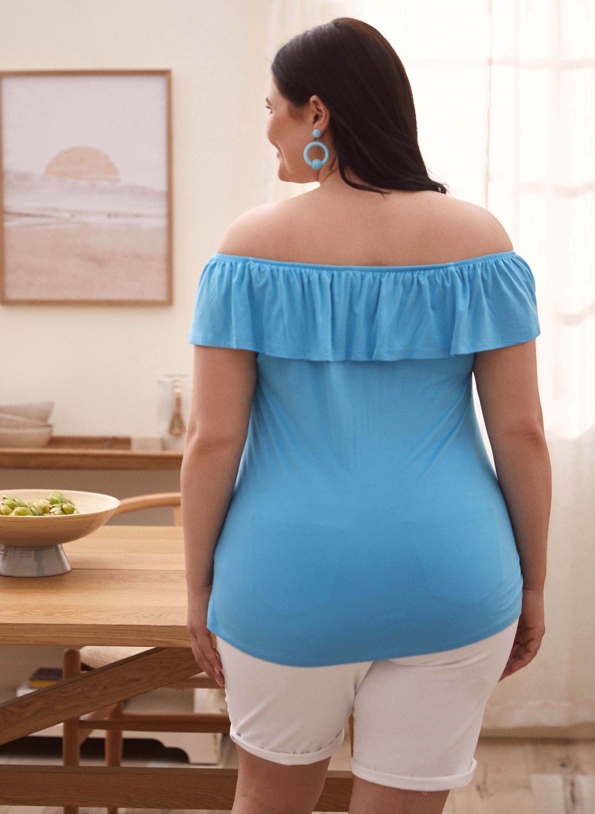 Off-the-Shoulder Tee sold by Laura product image thumbnail 4