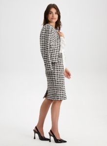 Houndstooth Motif Pencil Skirt sold by Laura