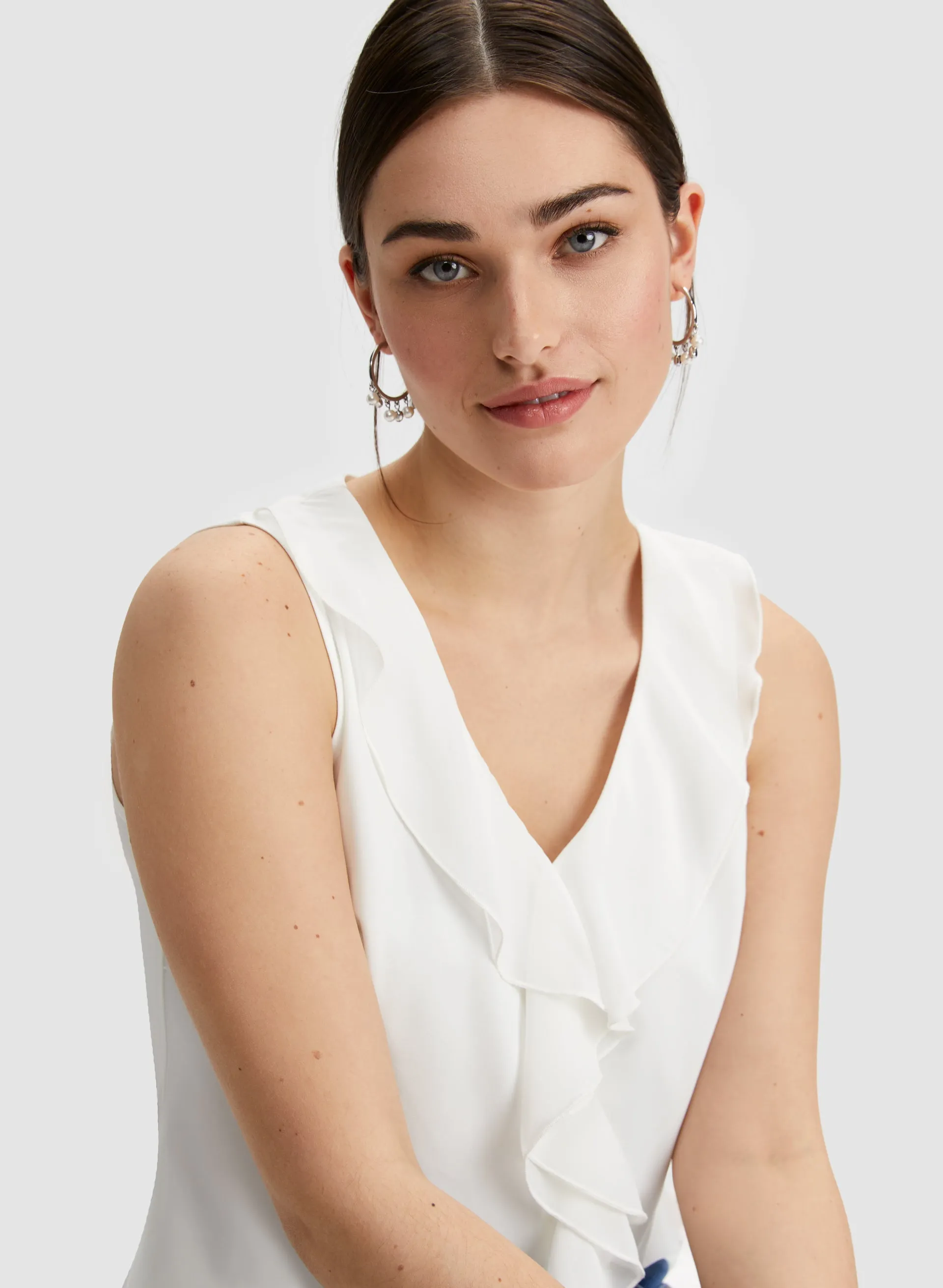 Ruffle Trim Sleeveless Top sold by Laura product image thumbnail 2