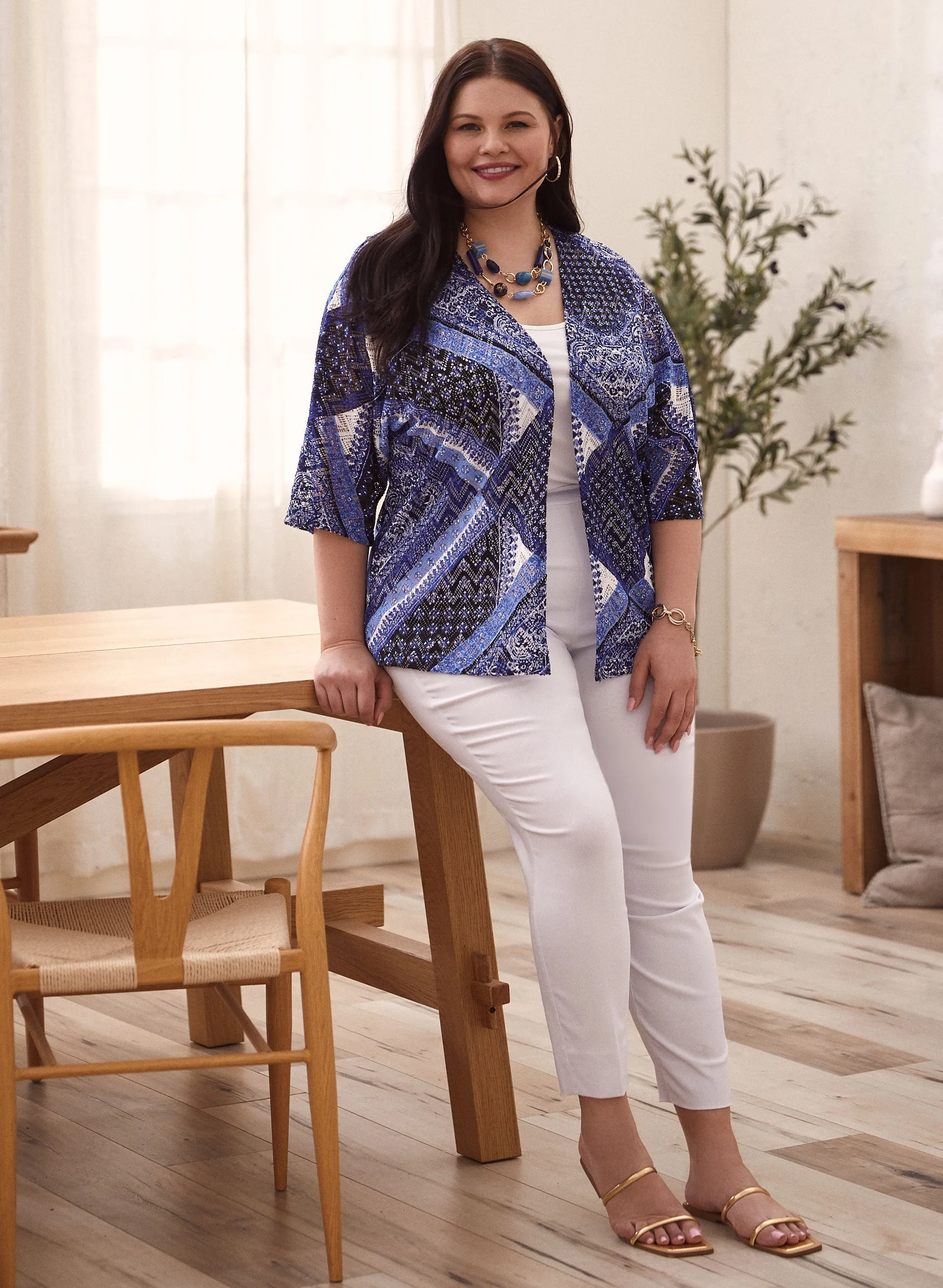 Patchwork Print Open Front Top sold by Laura product image thumbnail 3