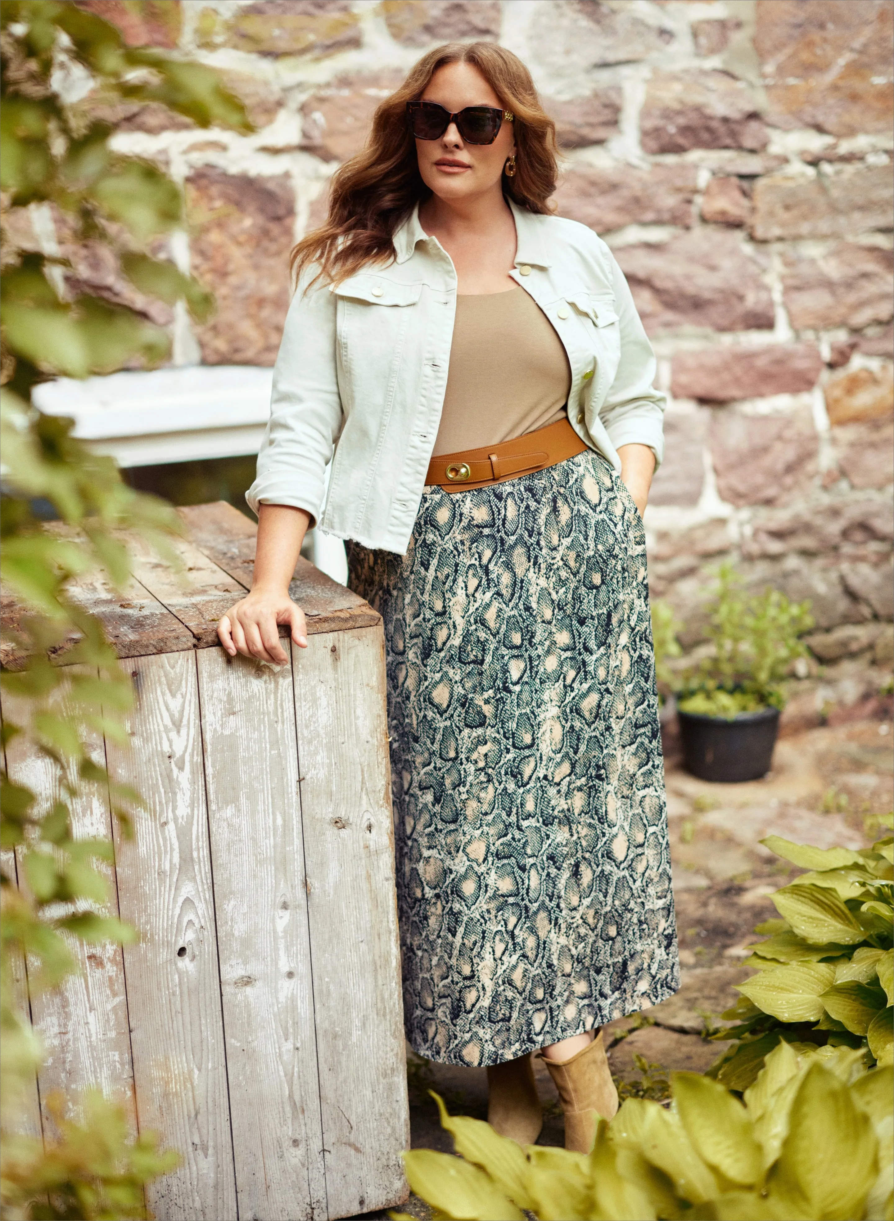 Maxi Moment sold by Laura