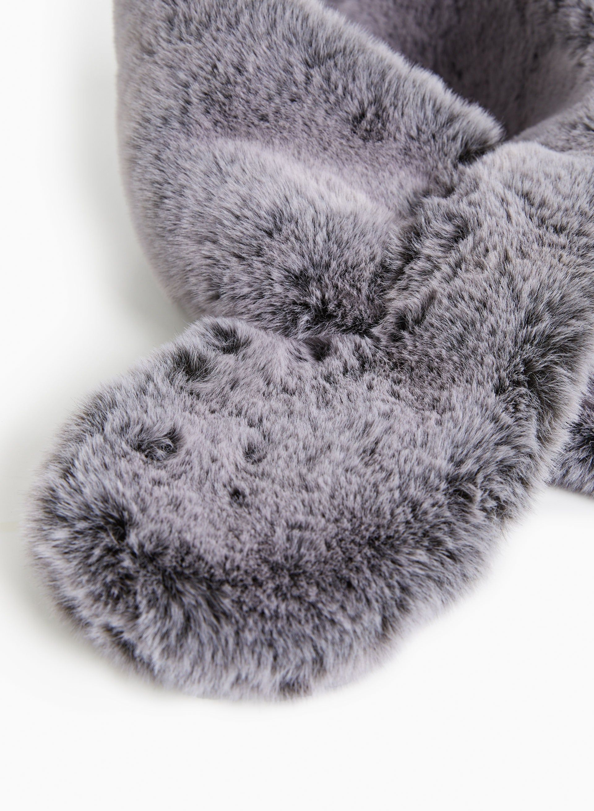 Faux Fur Scarf sold by Laura product image thumbnail 2