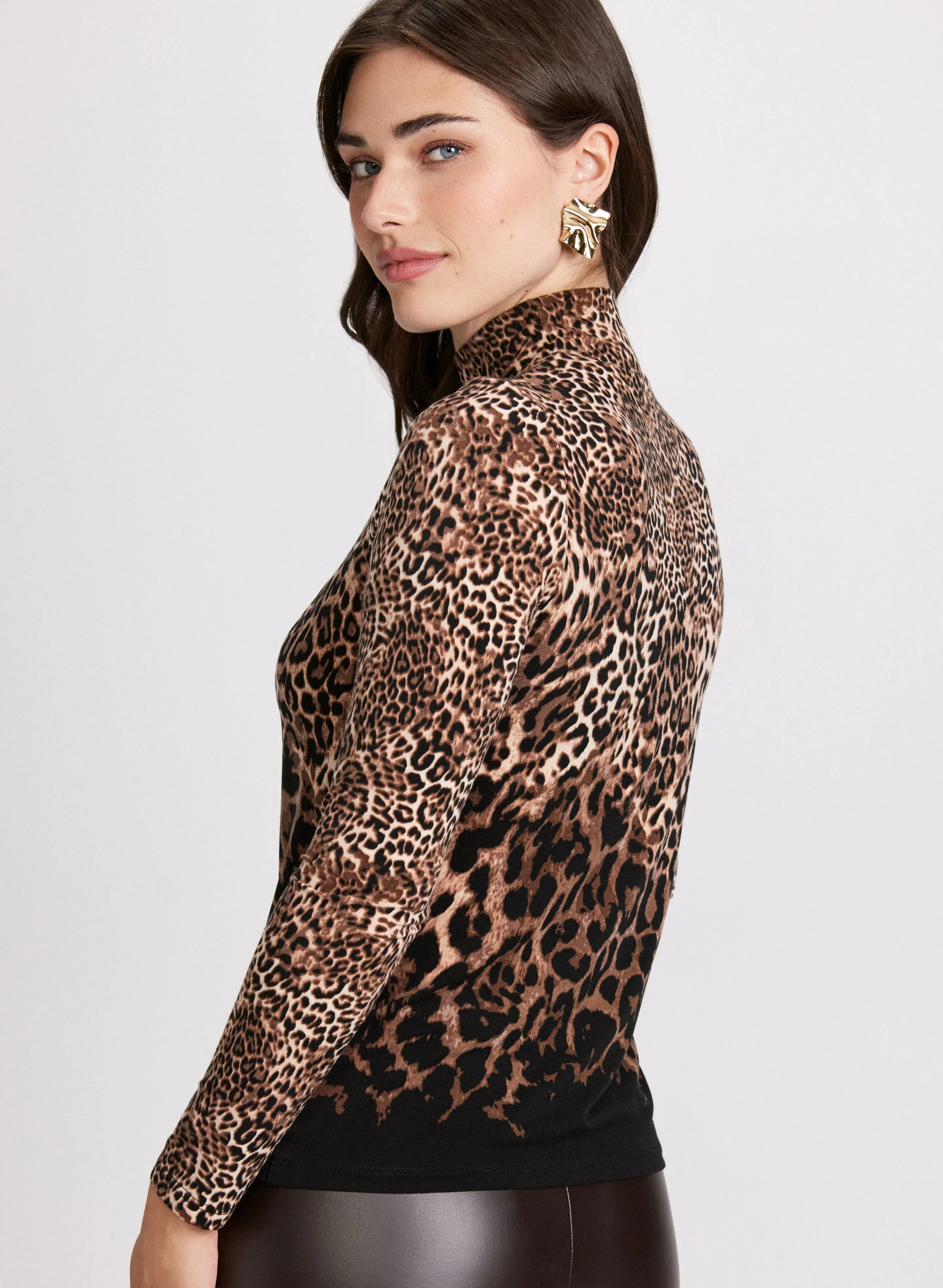 Ombré Animal Print Top sold by Laura product image thumbnail 4