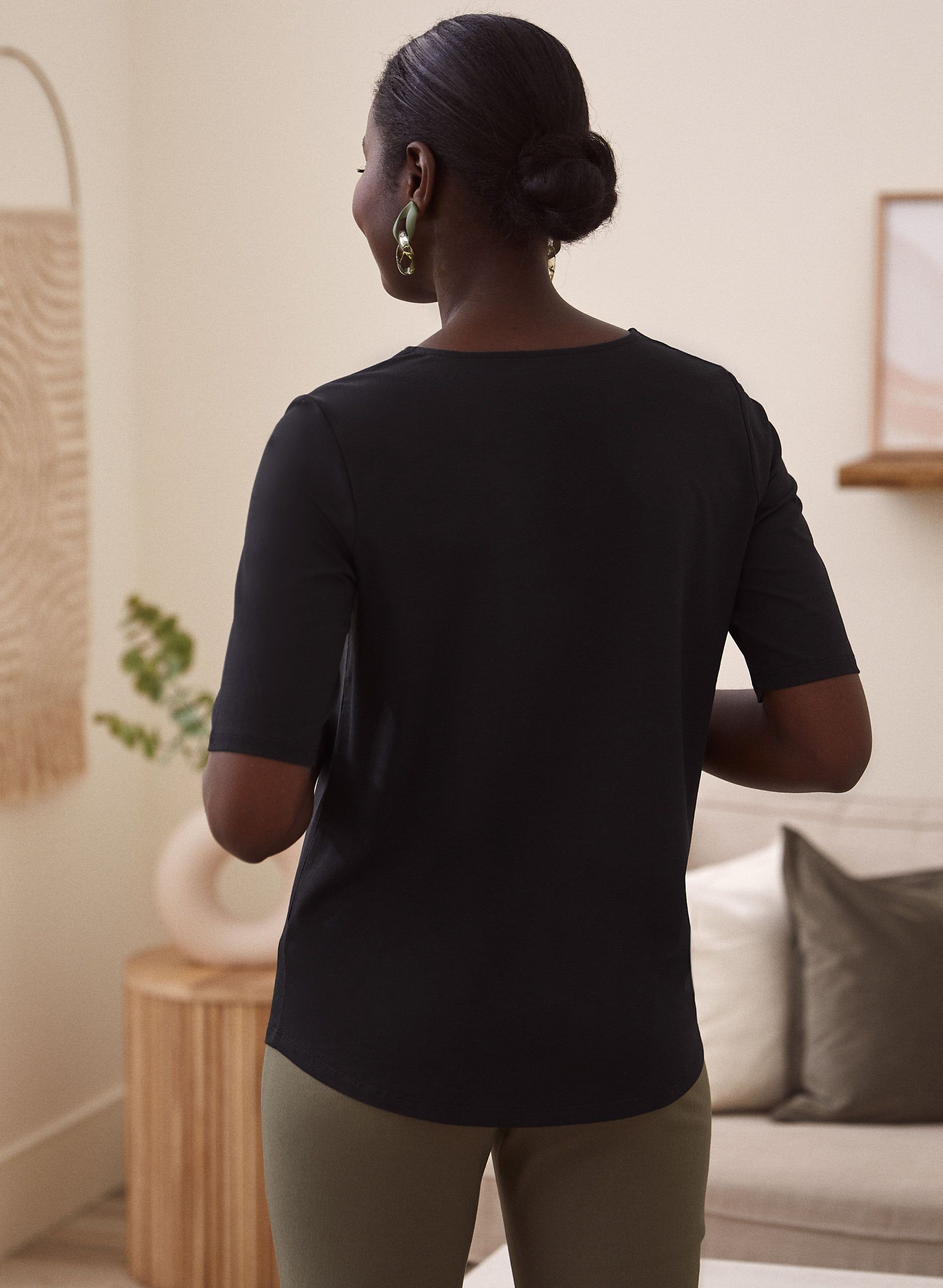 Elbow Sleeve Tee sold by Laura product image thumbnail 4