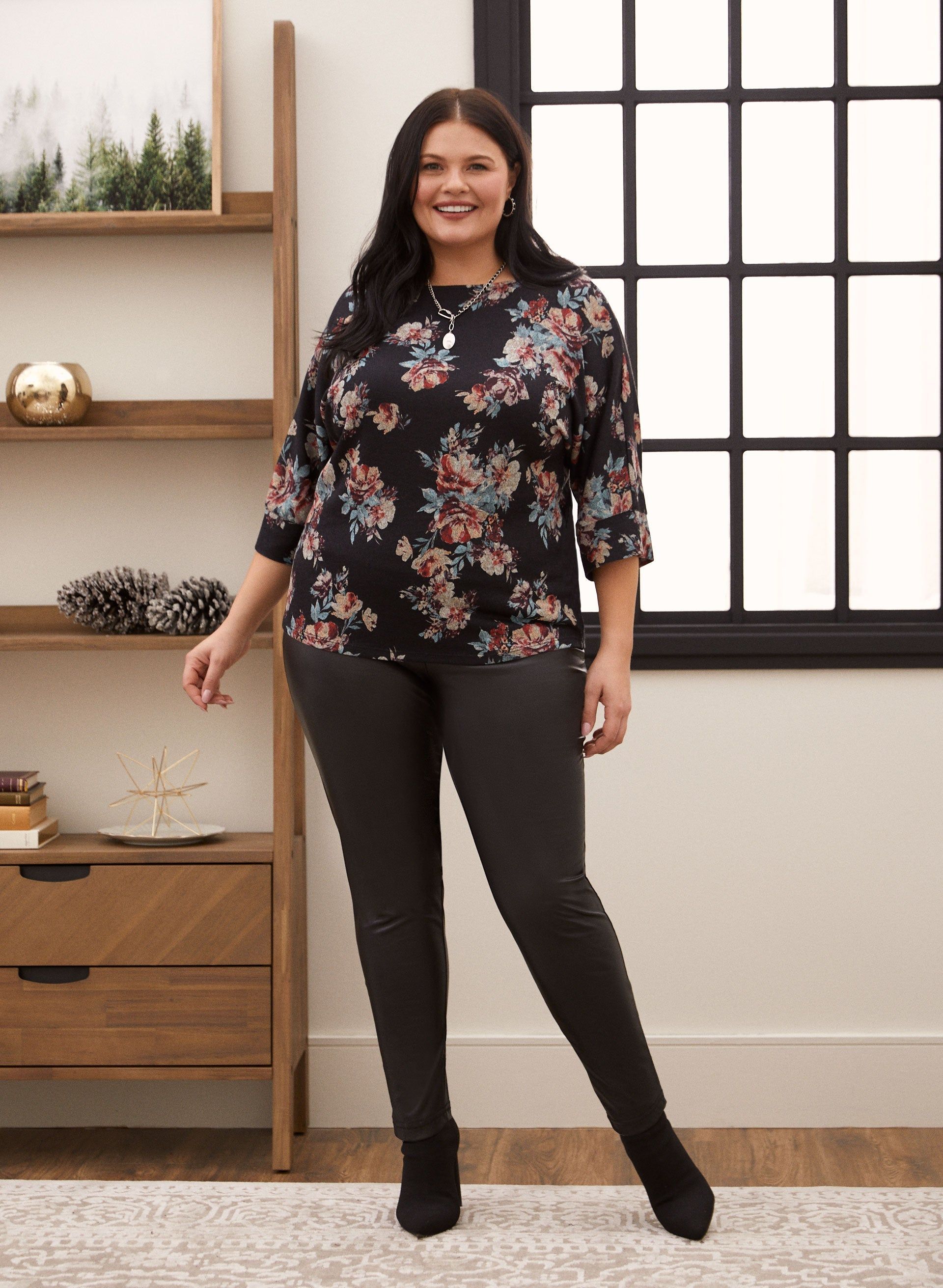 3/4 Sleeve Floral Print Top sold by Laura product image thumbnail 4