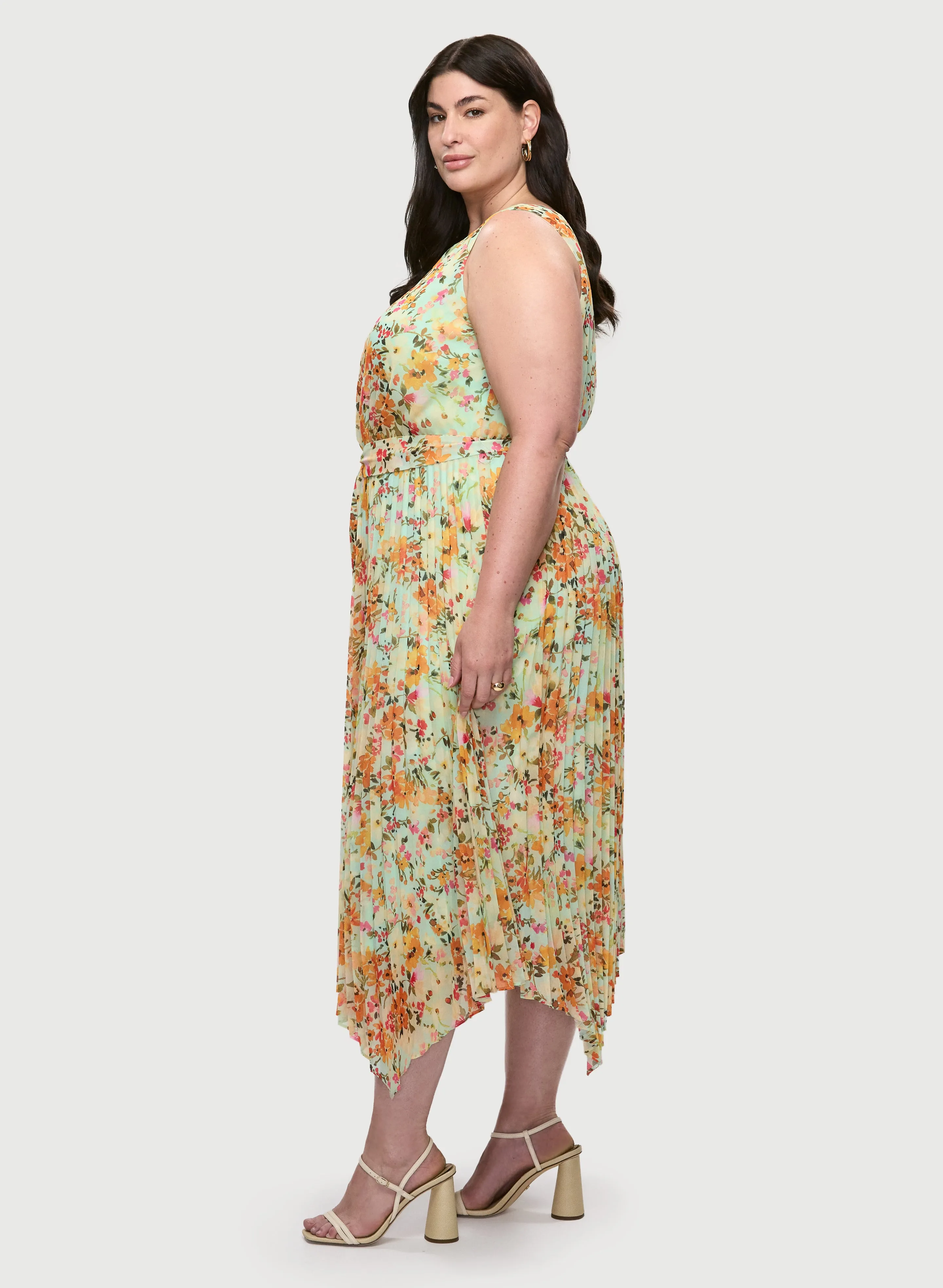 Floral Chiffon Midi Dress sold by Laura product image thumbnail 2