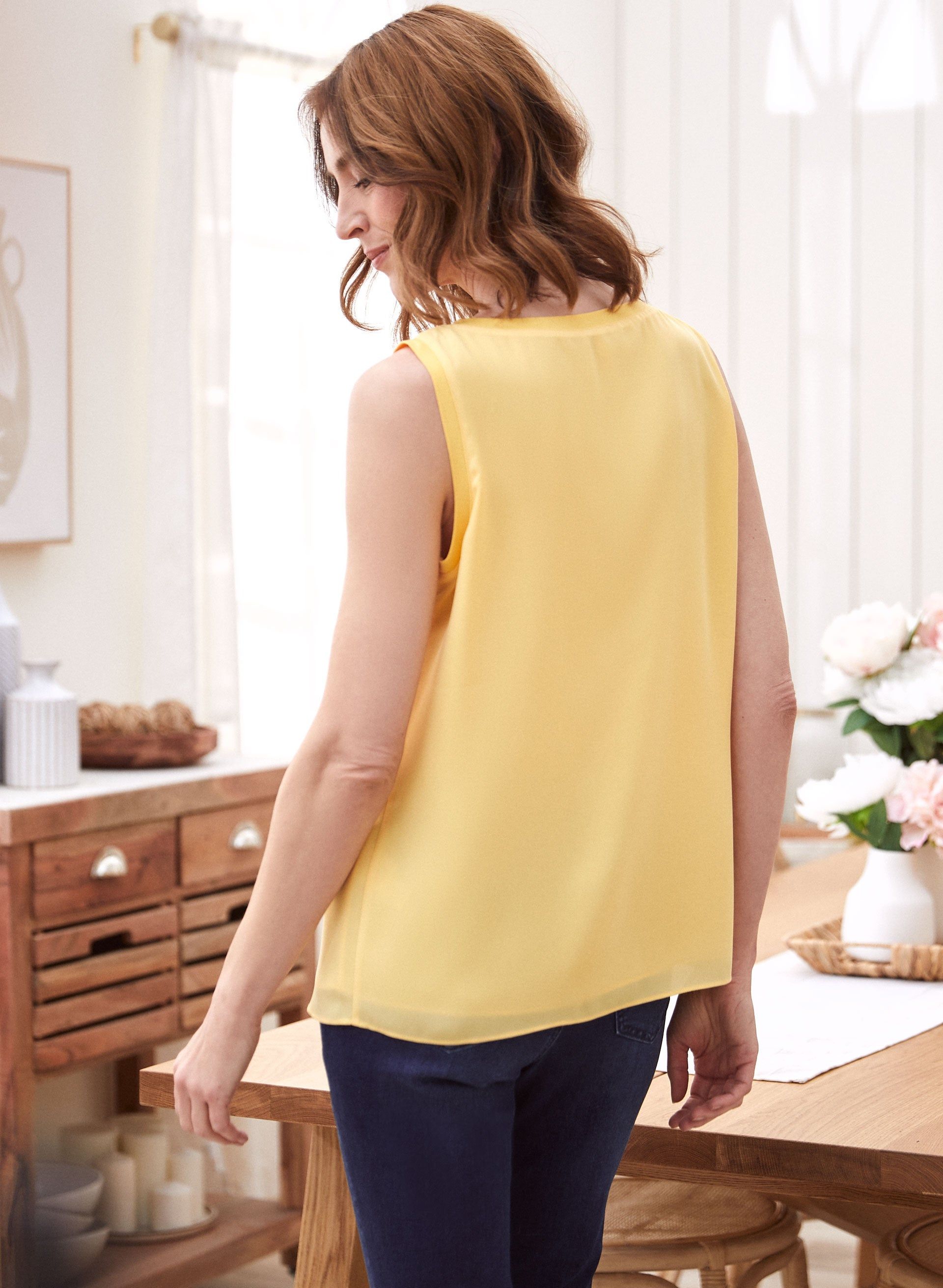 Sleeveless Crepe Blouse sold by Laura product image thumbnail 4