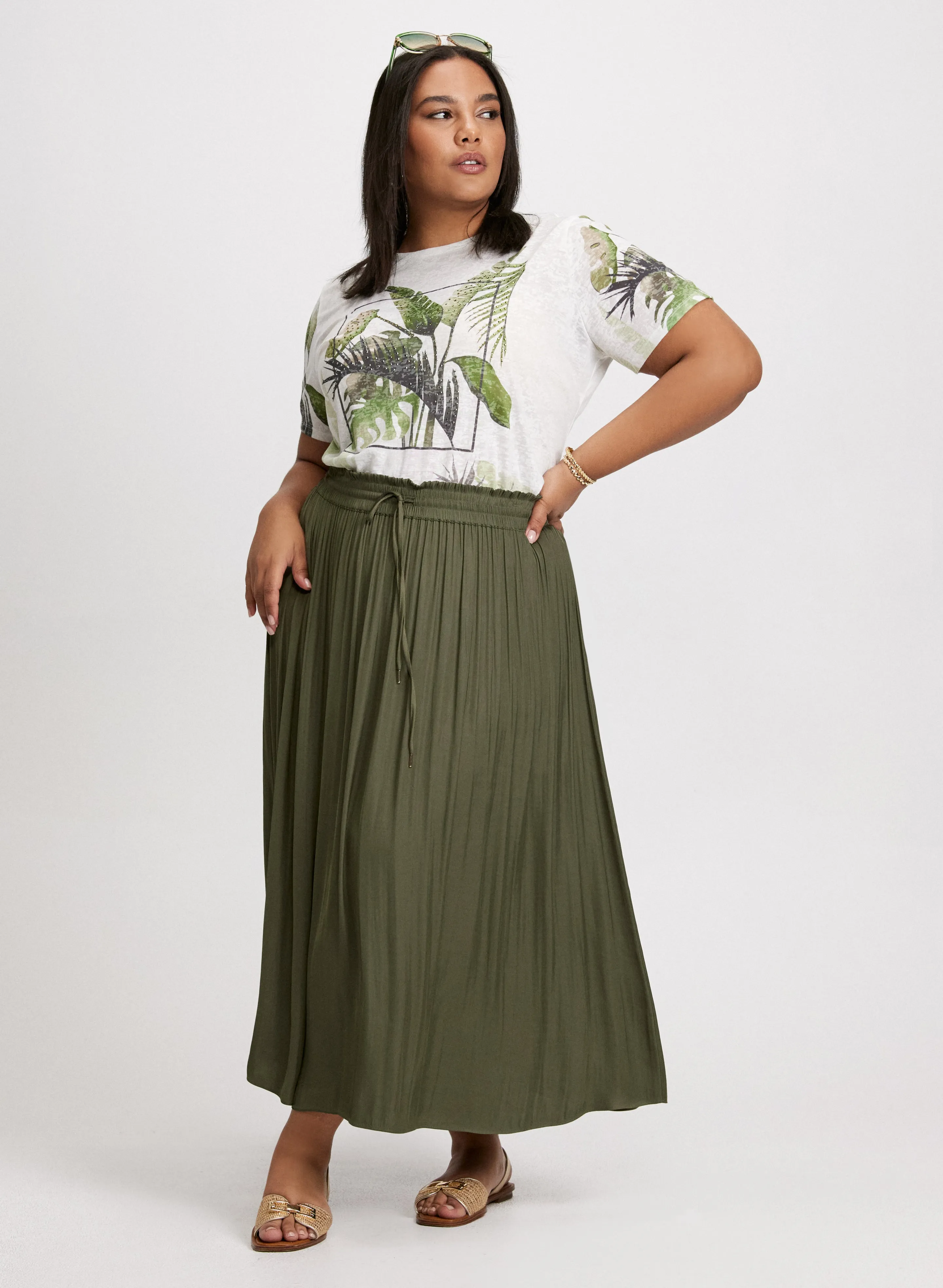 Tropical Print Burnout T-Shirt & Smocked Waist Satin Maxi Skirt sold by Laura