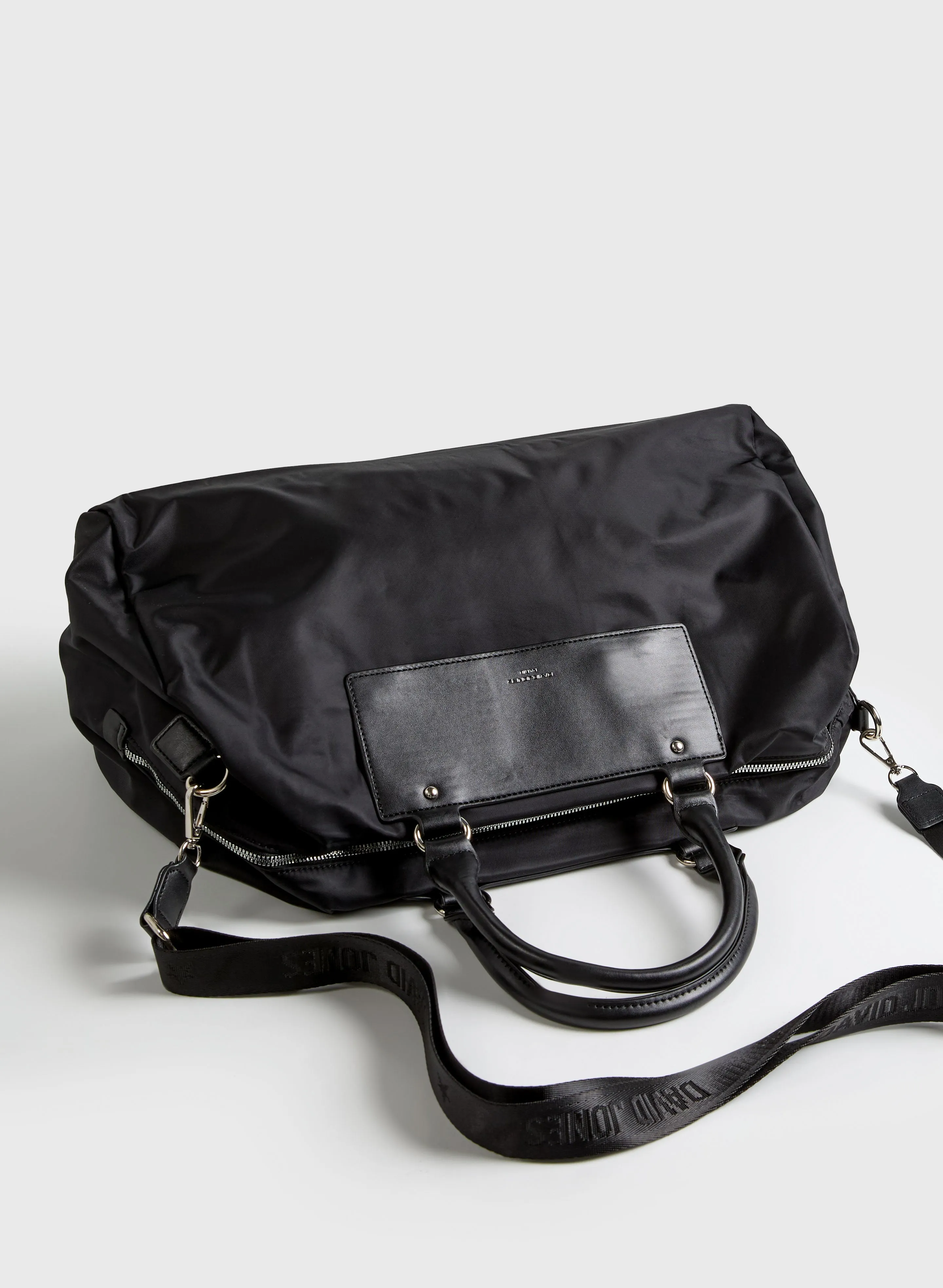 Weekender Bag sold by Laura product image thumbnail 5