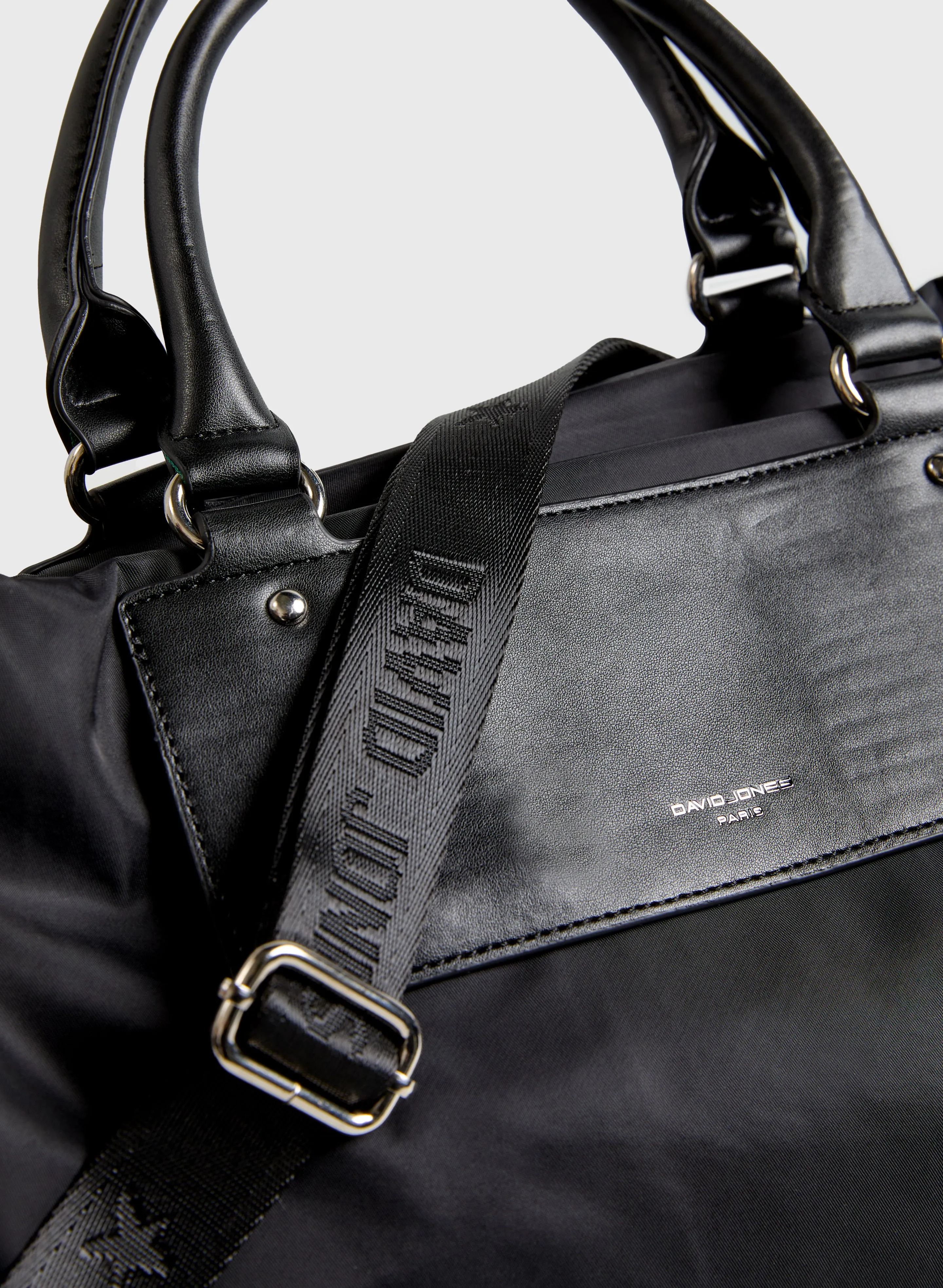 Weekender Bag sold by Laura product image thumbnail 2