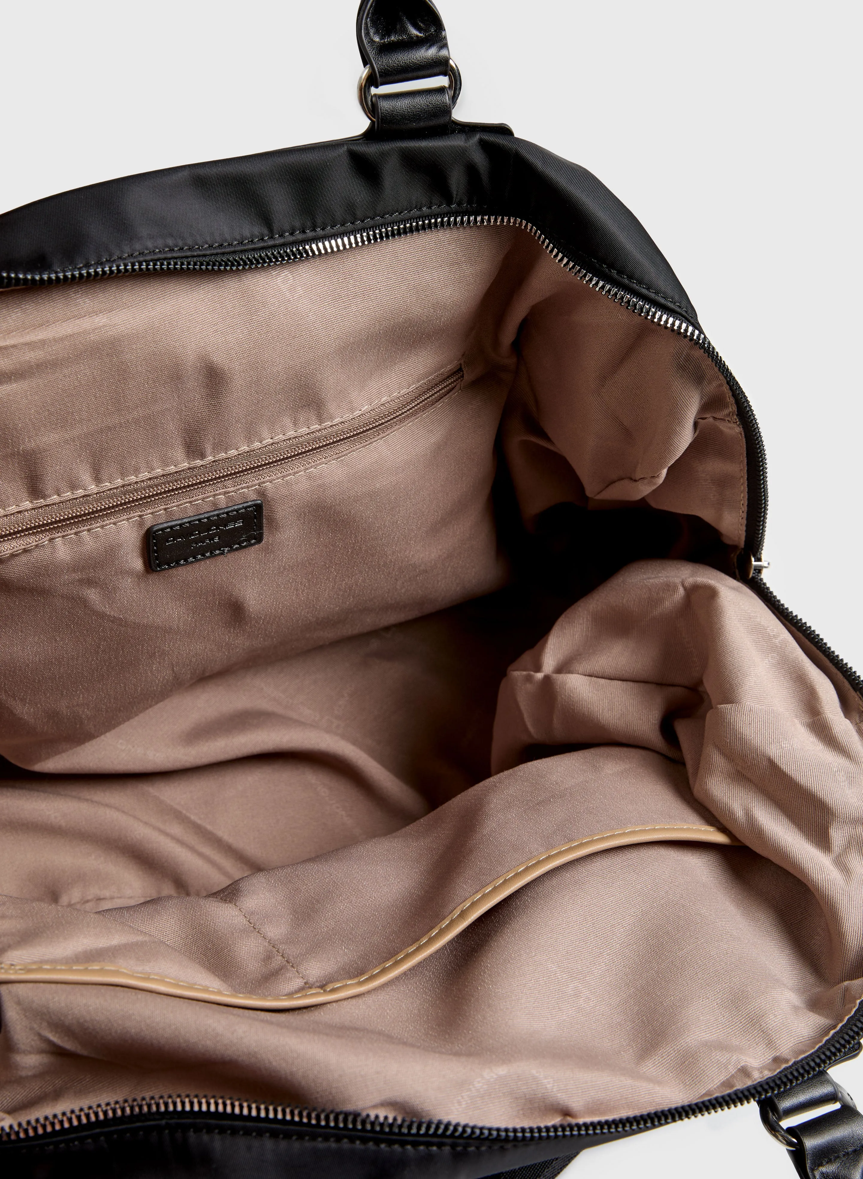 Weekender Bag sold by Laura product image thumbnail 3