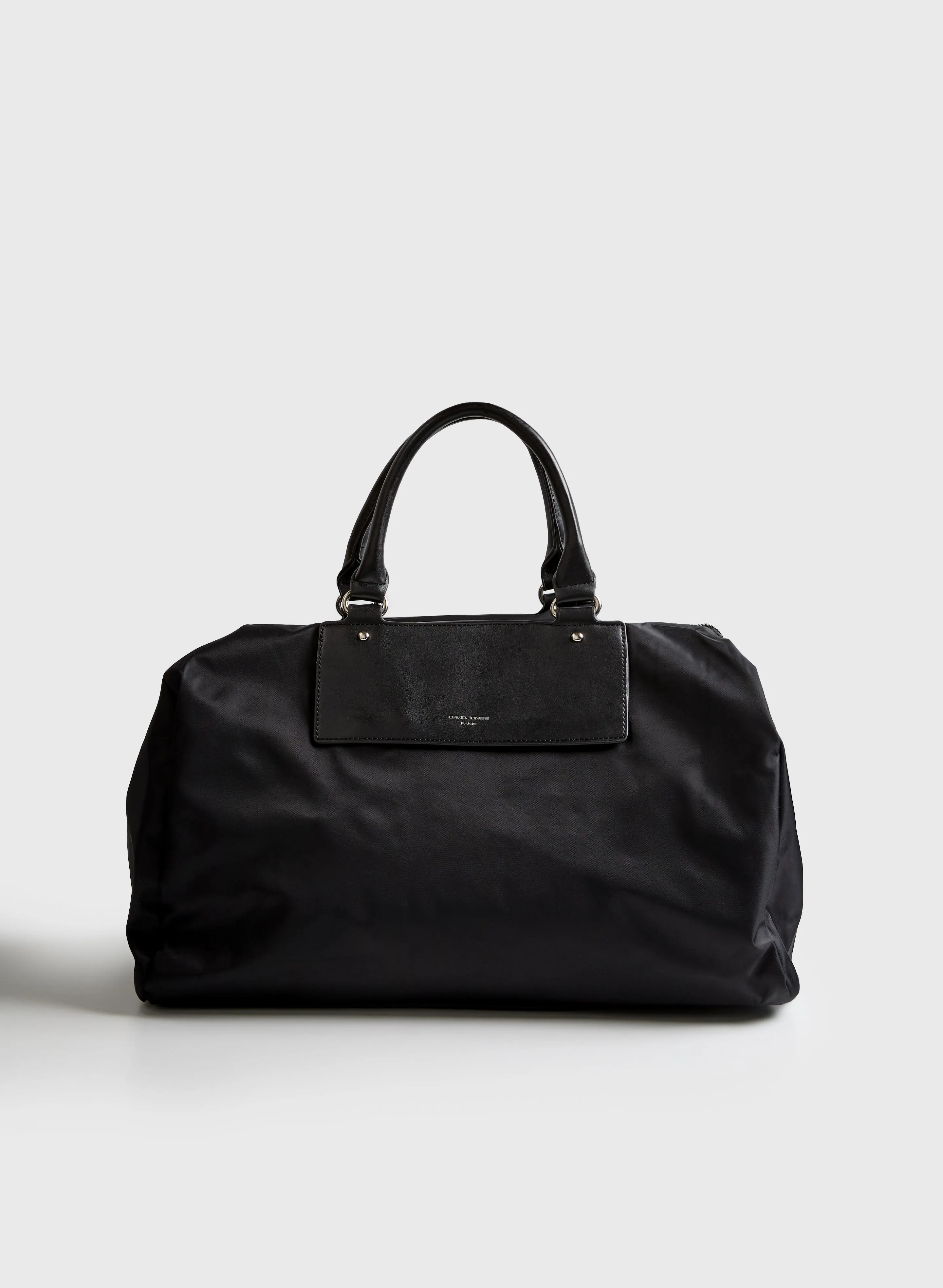 Weekender Bag sold by Laura