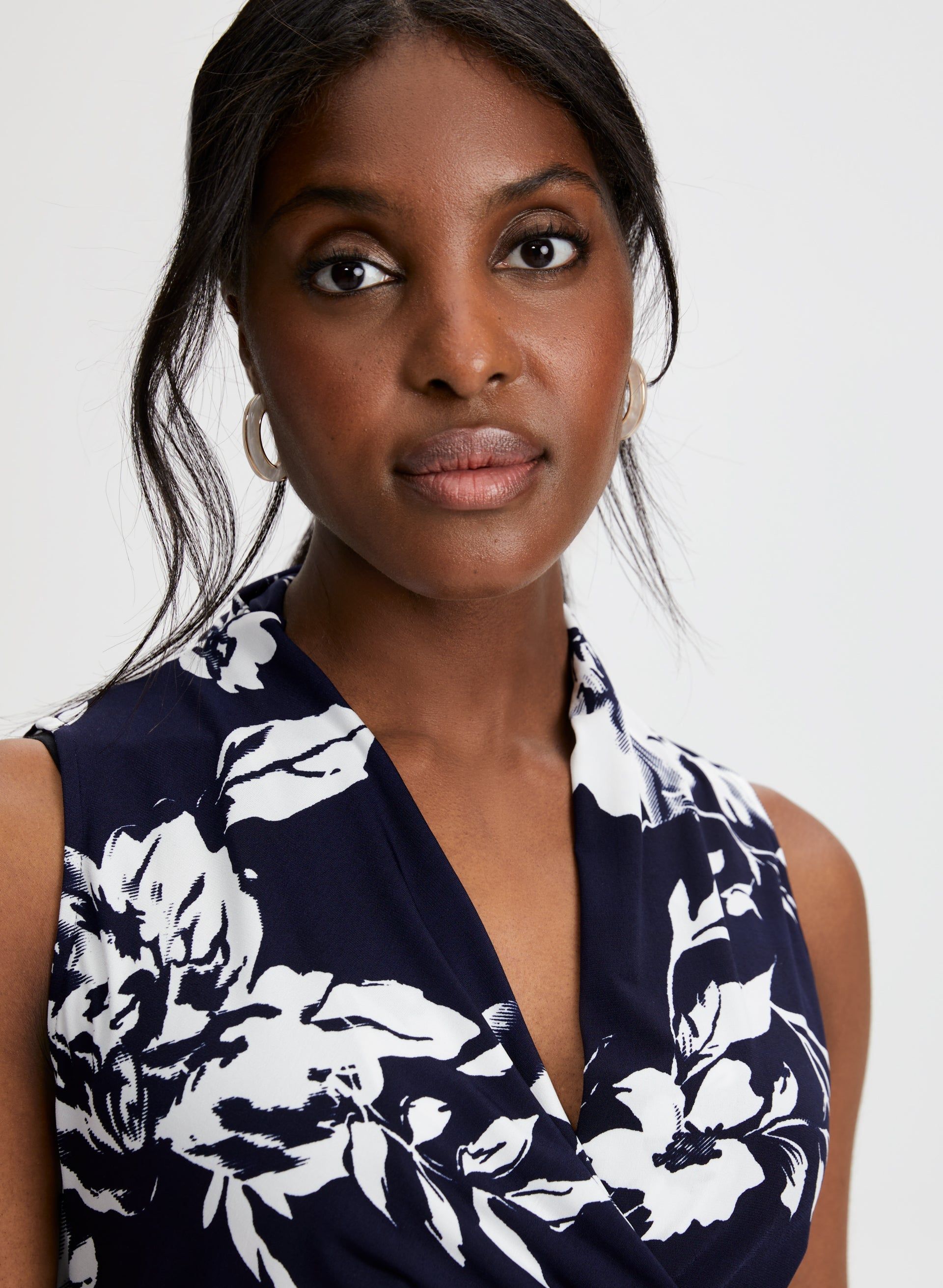 Floral Print Top sold by Laura product image thumbnail 3