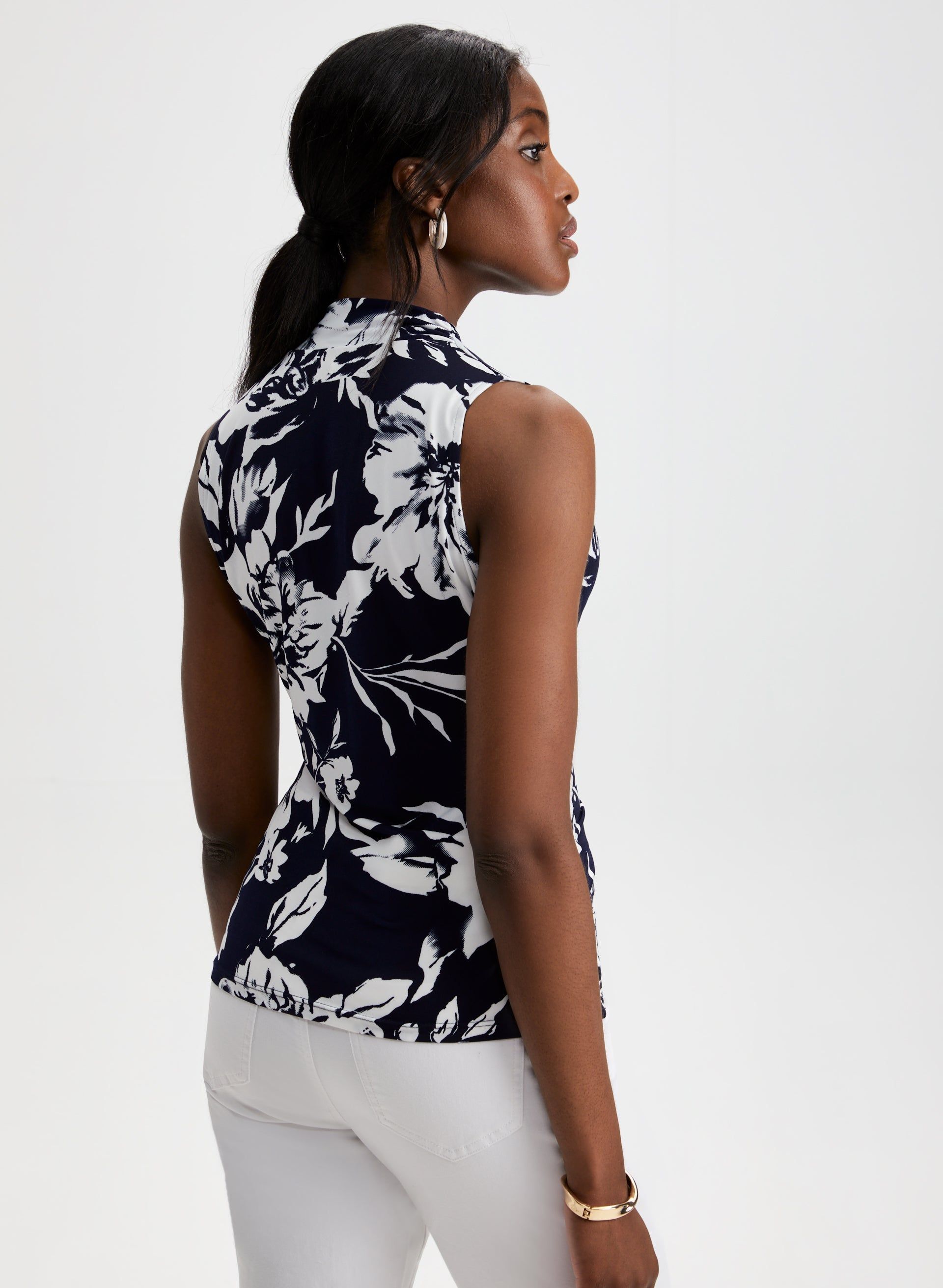 Floral Print Top sold by Laura product image thumbnail 2
