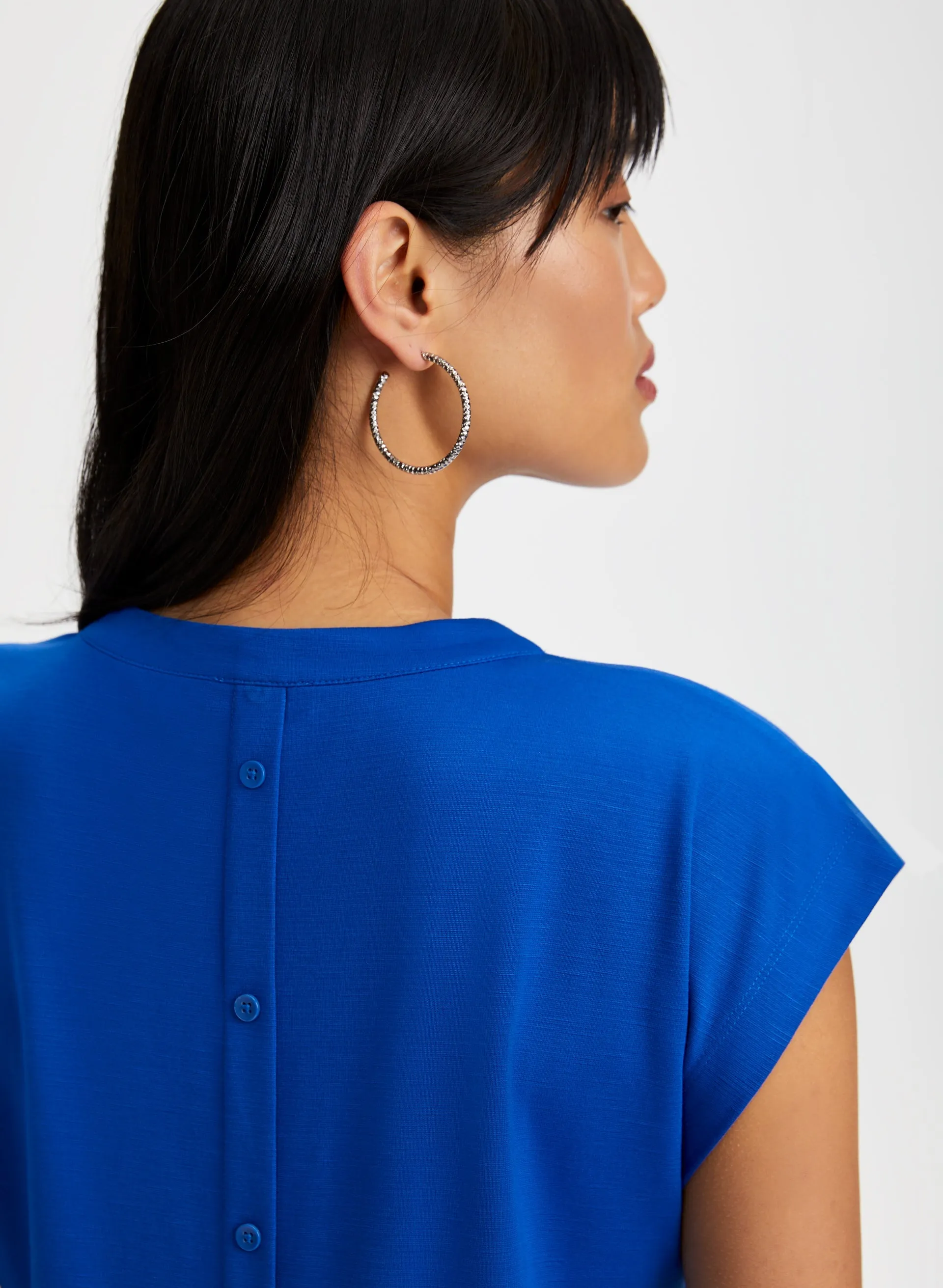 Open V-Neck Tee sold by Laura product image thumbnail 2