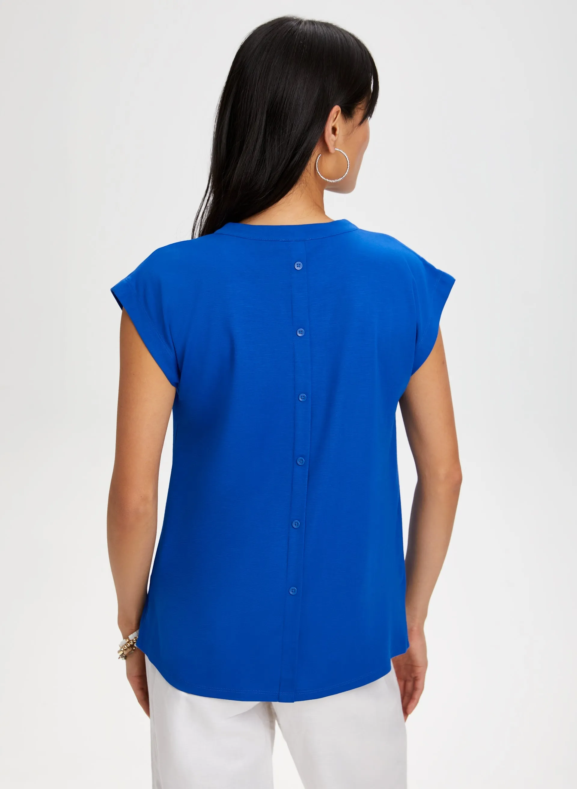 Open V-Neck Tee sold by Laura product image thumbnail 4