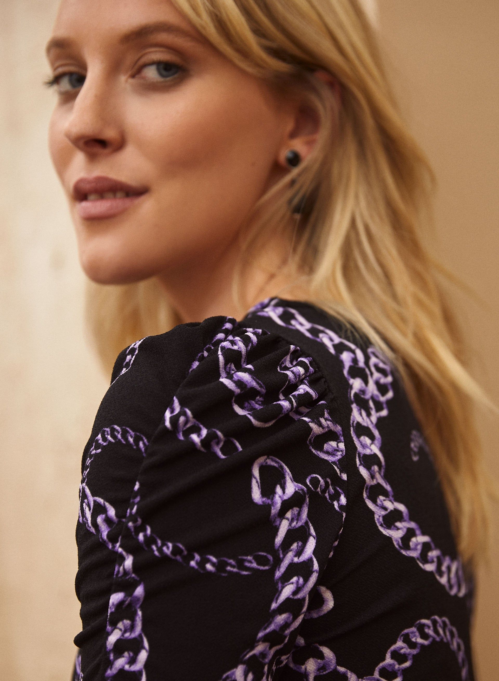 Chain Print Top sold by Laura product image thumbnail 2