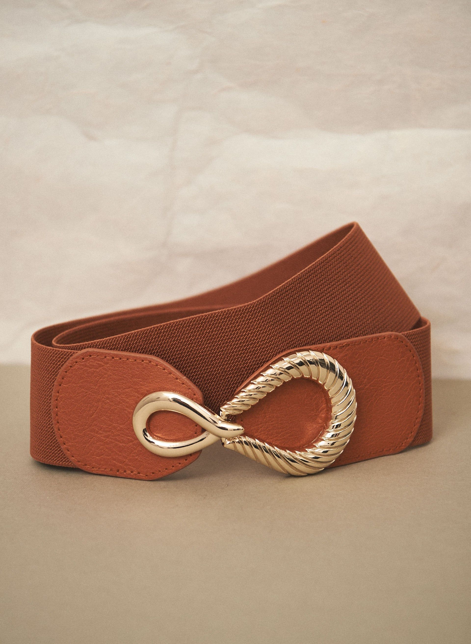 Teardrop Buckle Stretch Belt sold by Laura