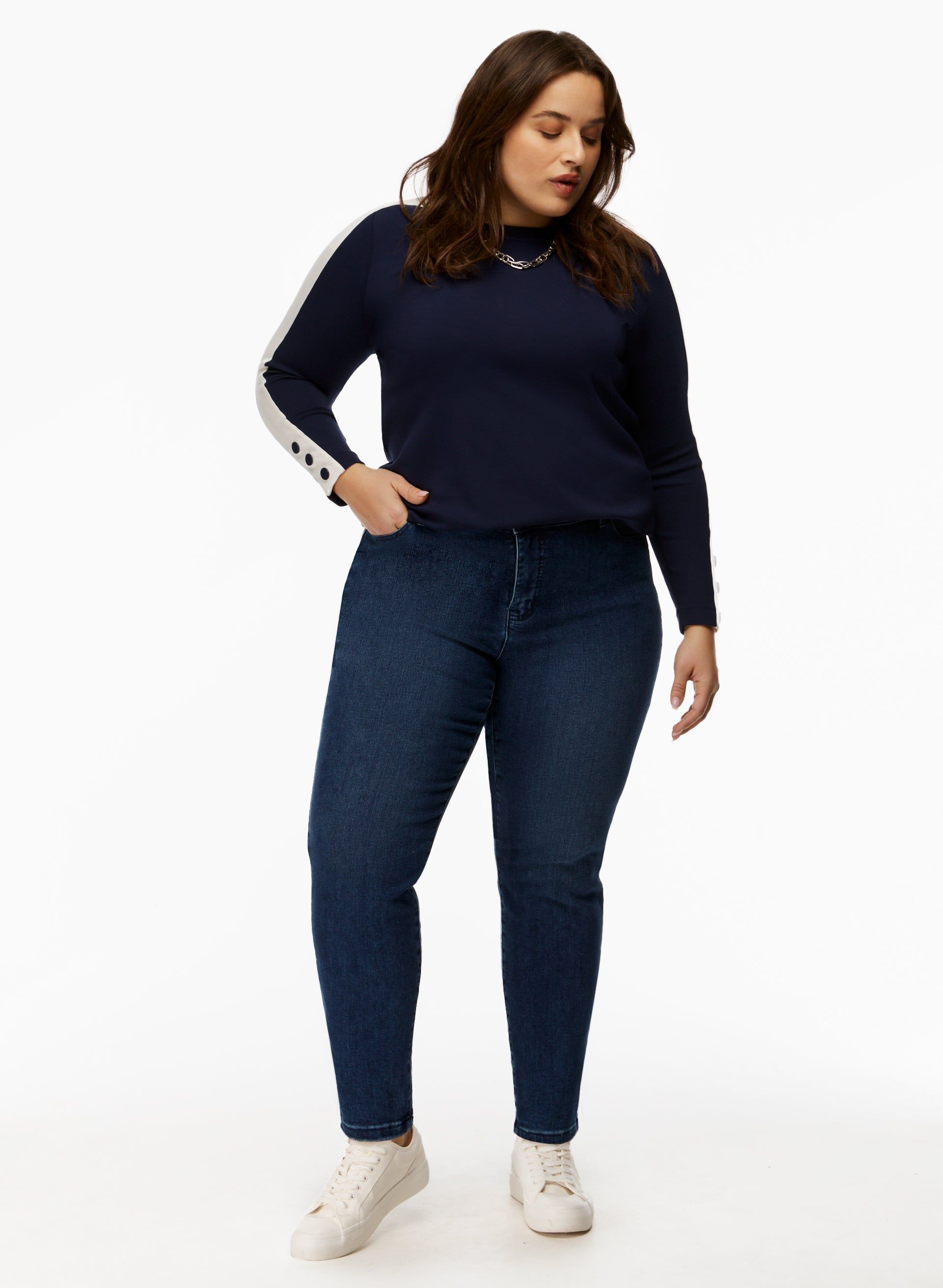 Dolman Sleeve Colour Block Top sold by Laura product image thumbnail 4