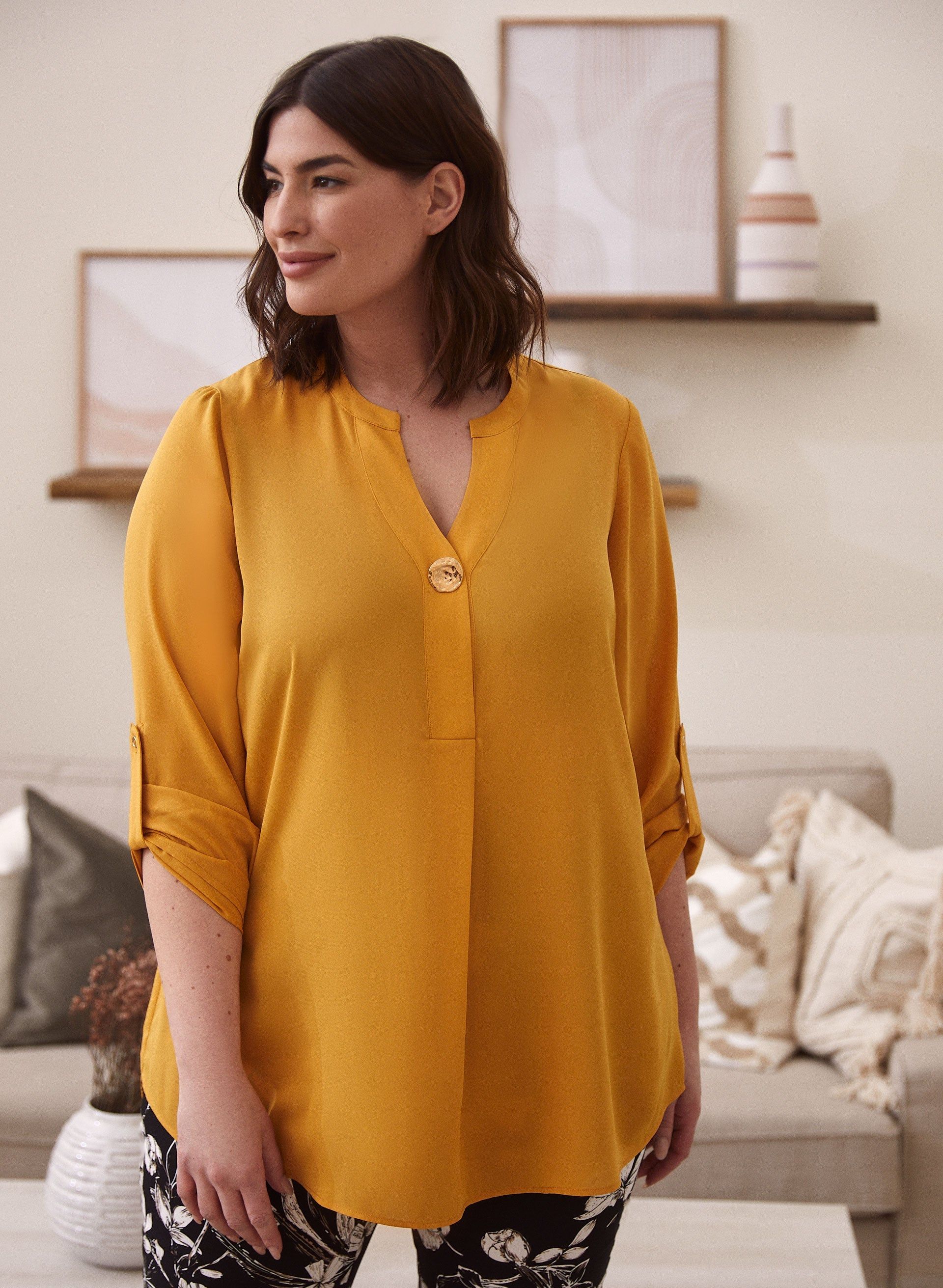 3/4 Sleeve Chiffon Blouse sold by Laura product image thumbnail 2