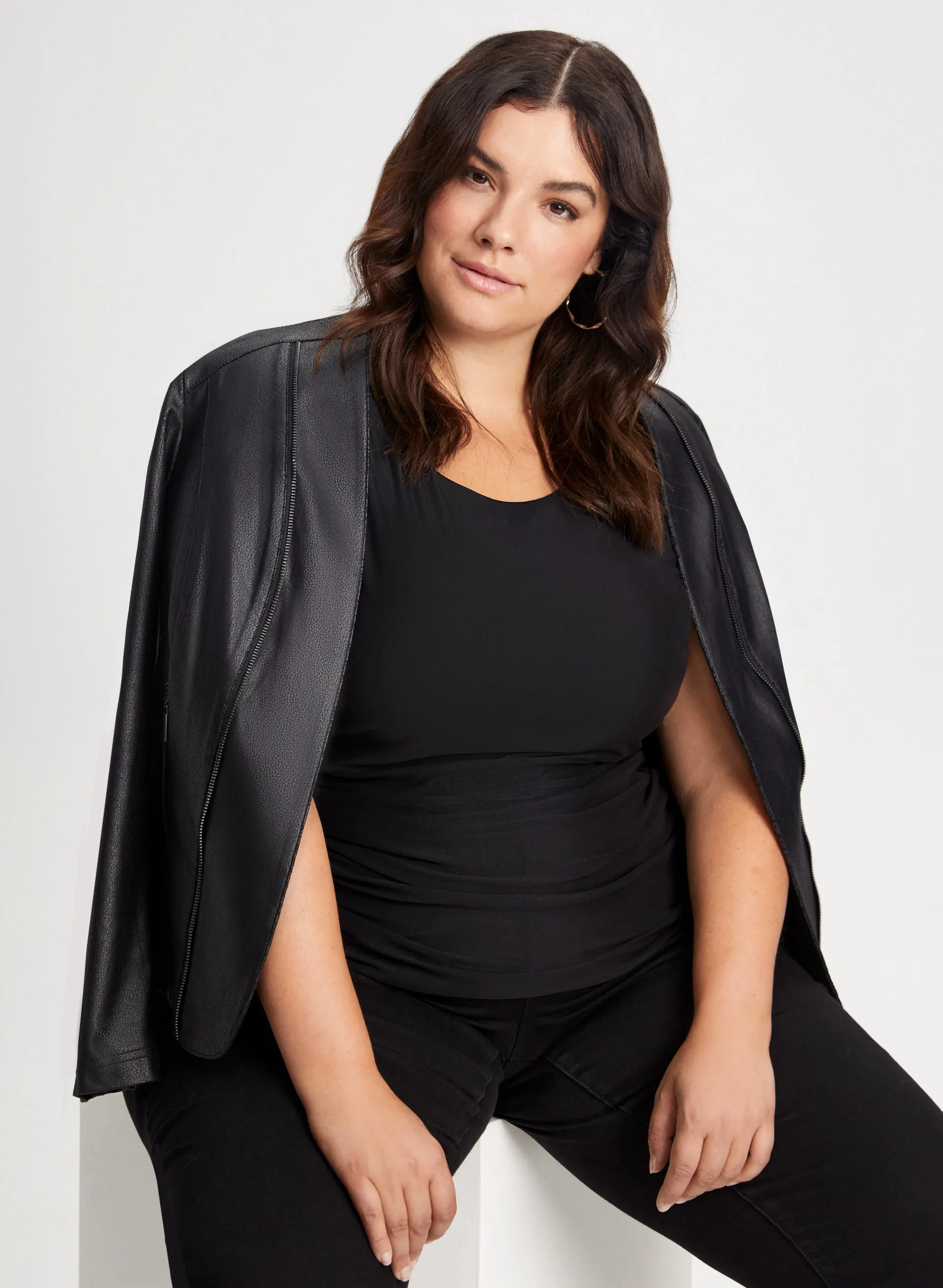 Sleeveless Scoop Neck Top sold by Laura product image thumbnail 5