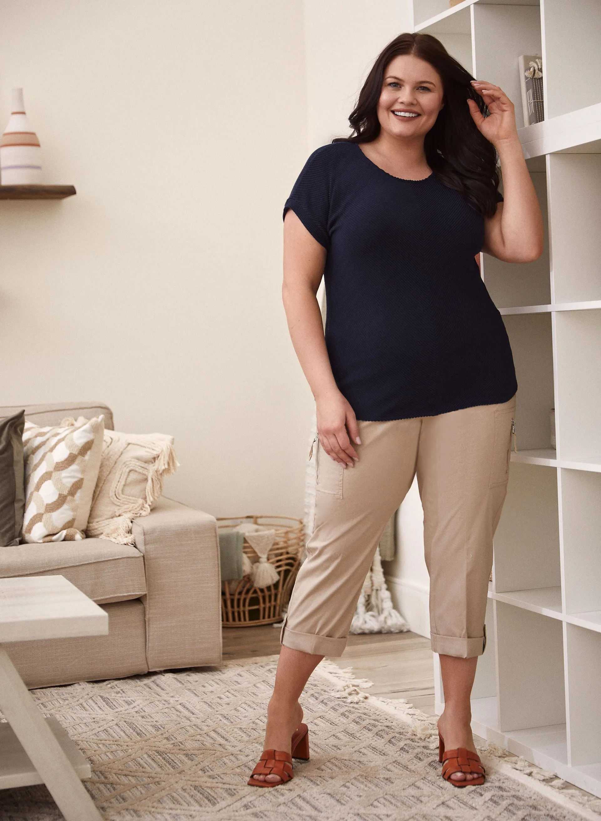 Zipper Detail Cargo Capris sold by Laura product image thumbnail 3